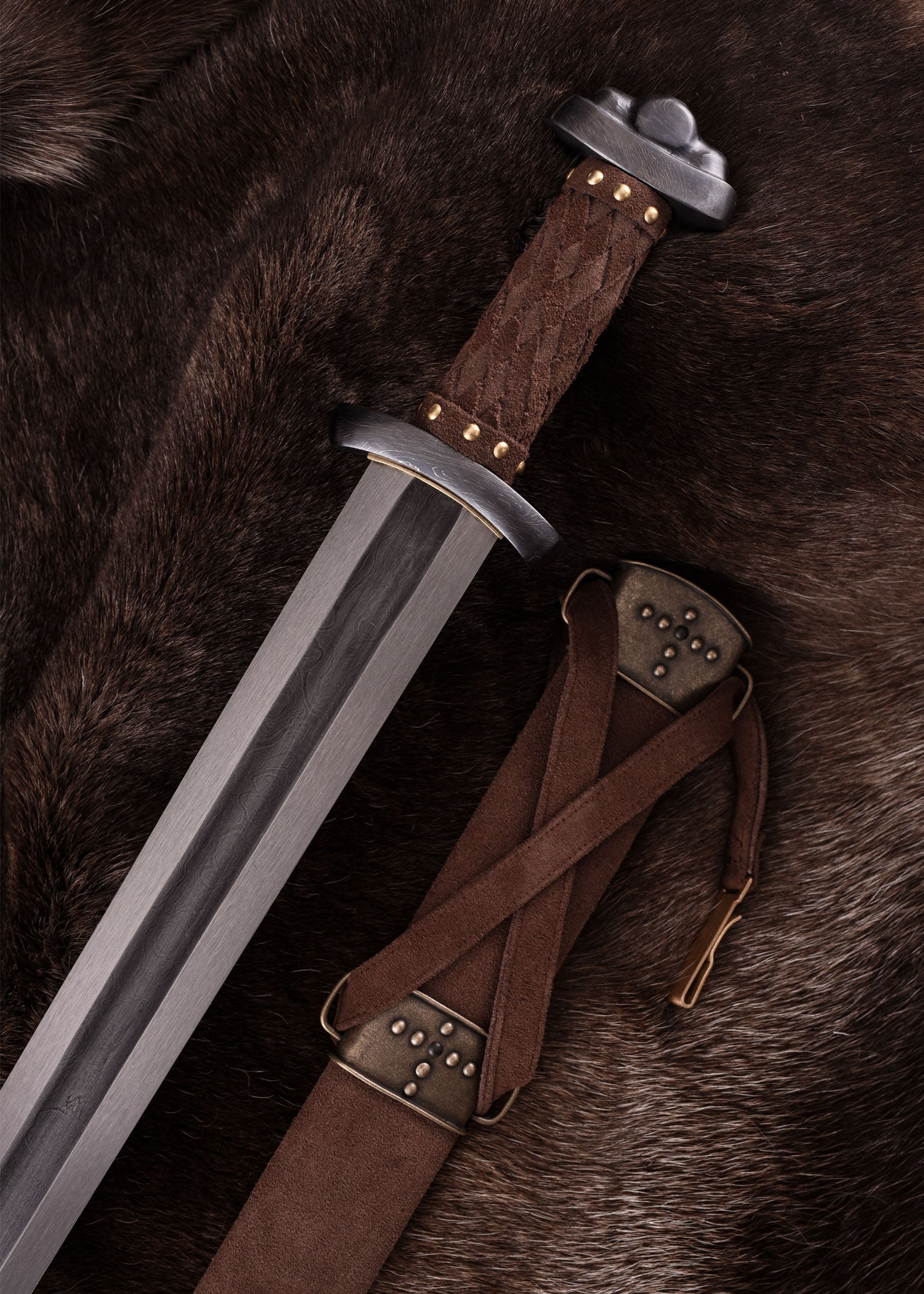 Imagen única de: Espada Vikinga Godfred Con Hoja De Acero De Damasco., Afilada