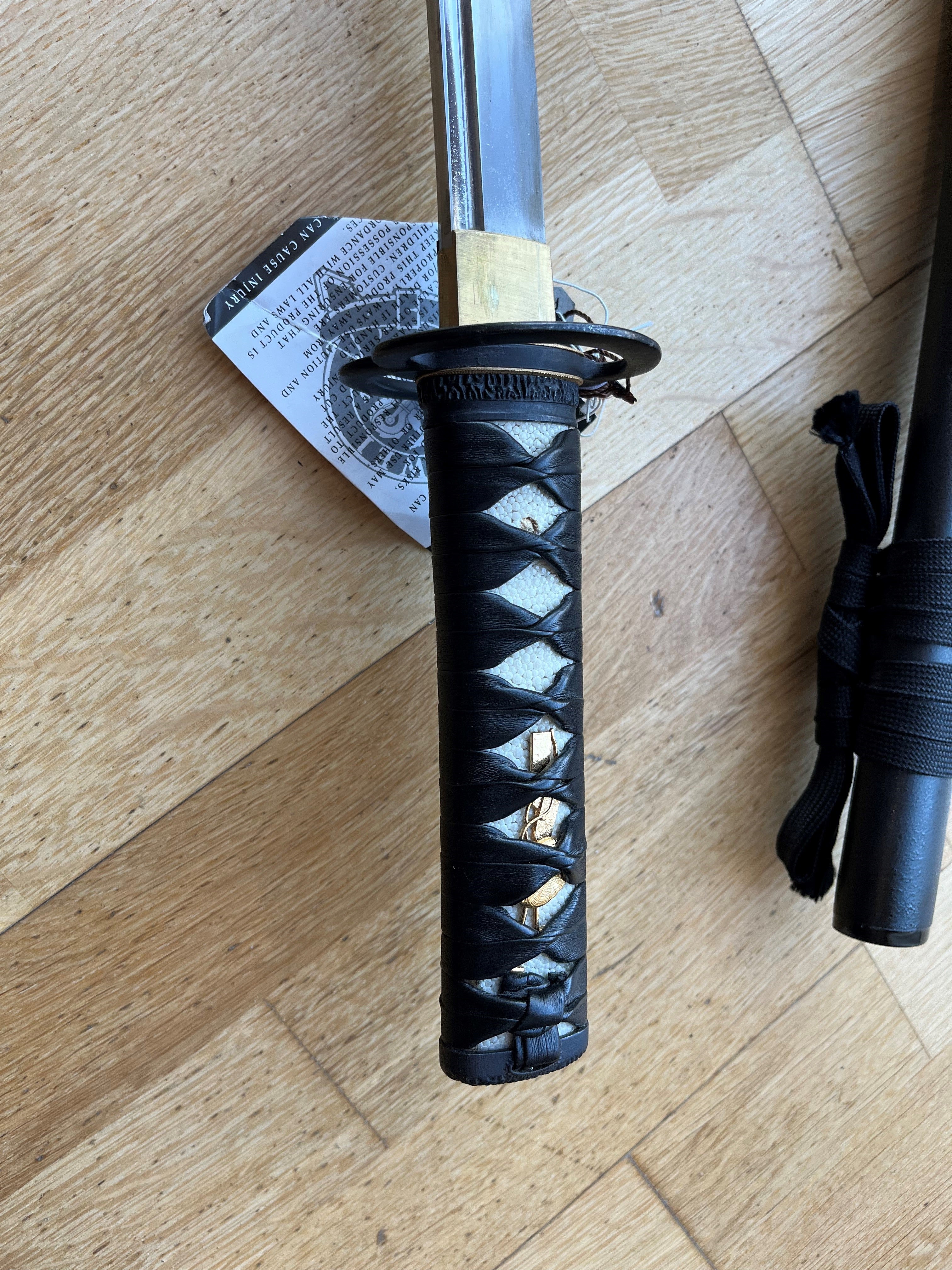 Imagen única de: Koi Wakizashi, Con Defectos