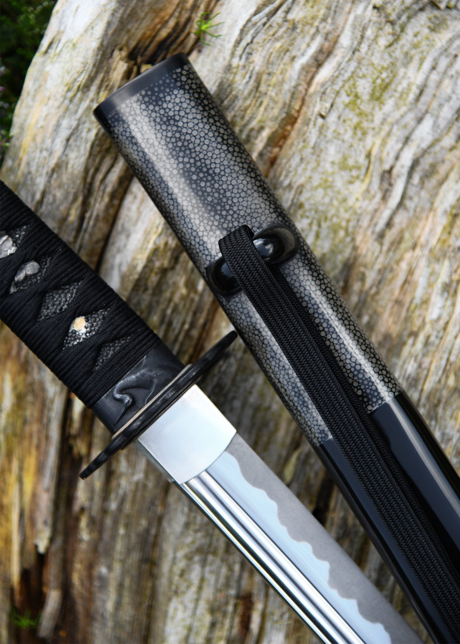 Imagen única de: Tsuru Iaito, Diferentes Longitudes De Hoja