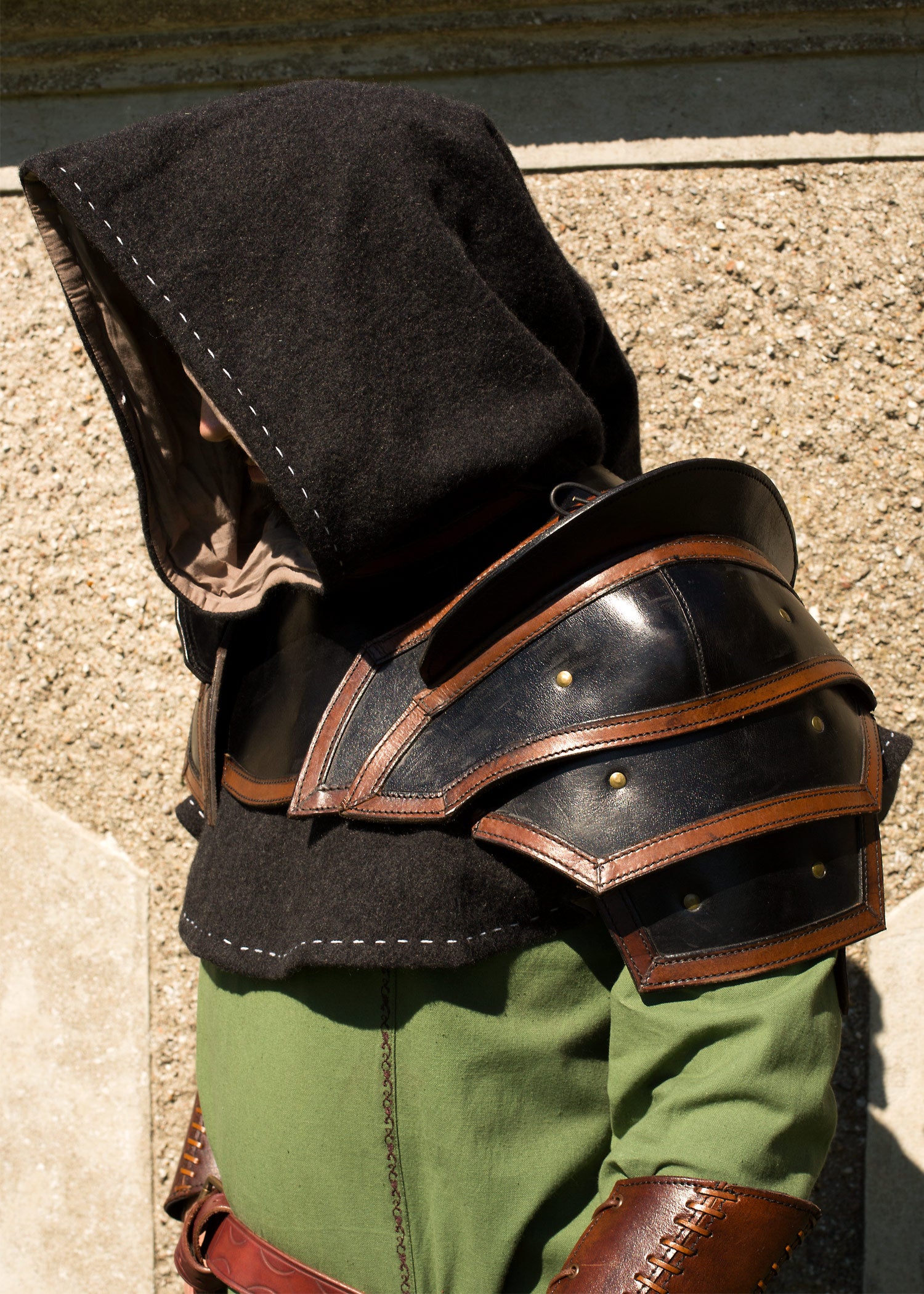 Imagen única de: Hombreras Y Cuello, Negro/marrón