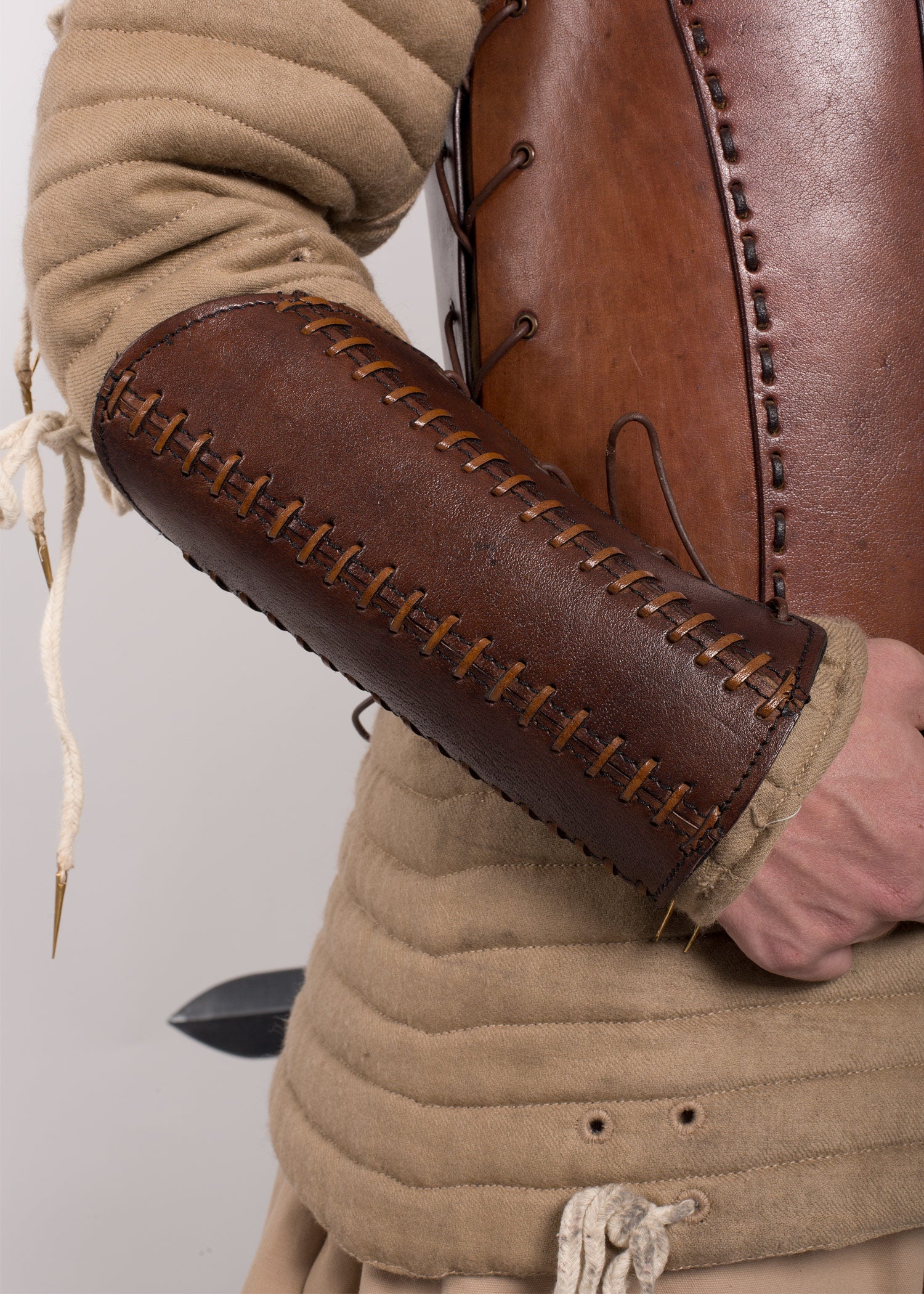 Imagen única de: Brazales Squire, Marrón, Par