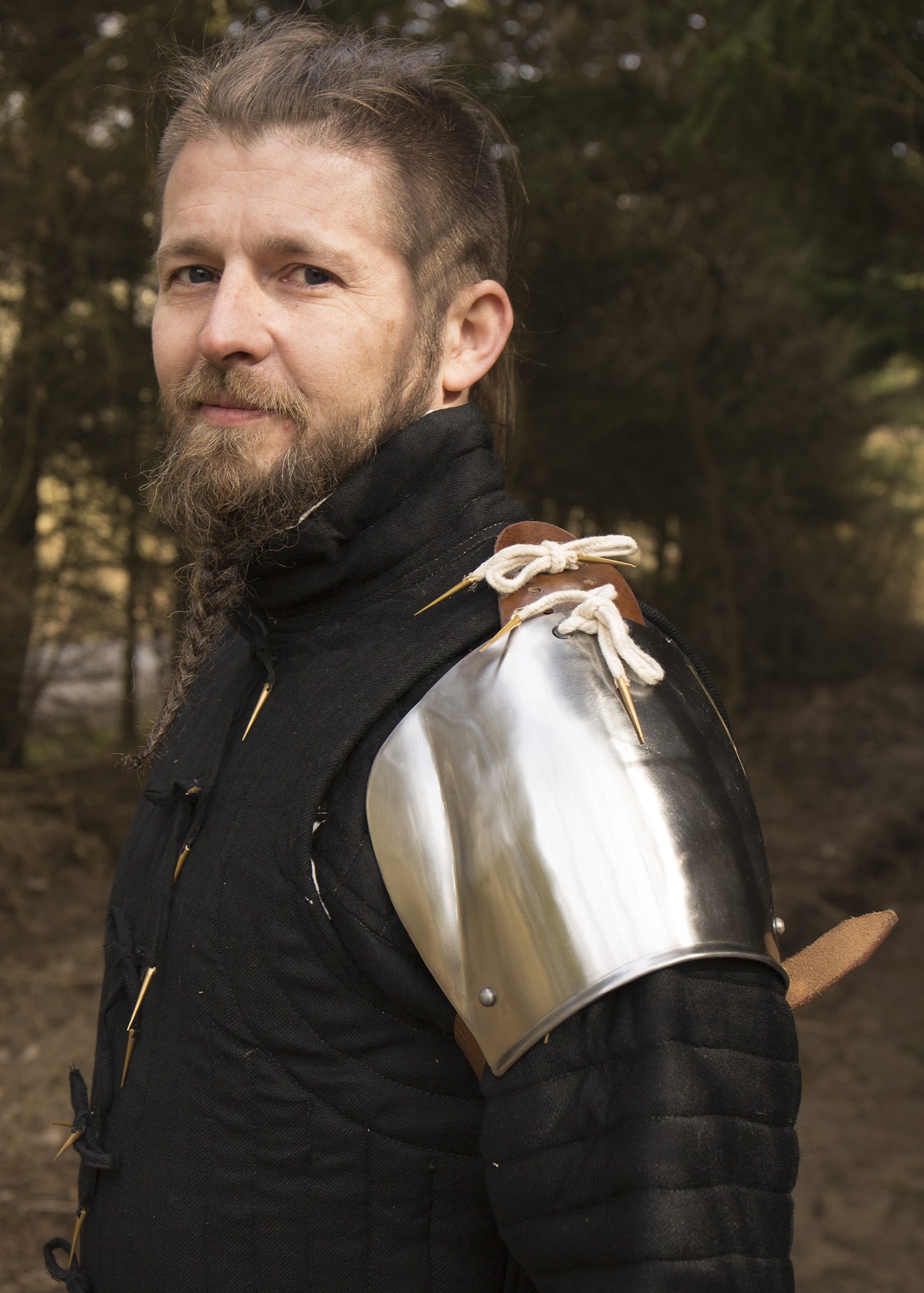 Imagen única de: Hombros De Placa De Churburg, Pulidos O Bruñidos