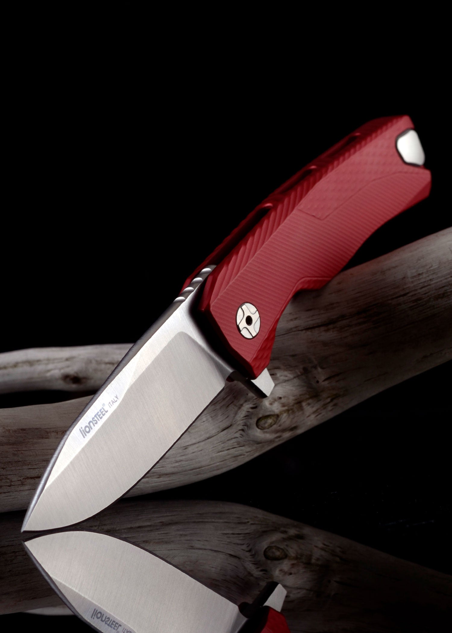 Imagen única de: Navaja Rok Aluminio, Roja, Acabado Satinado, Lionsteel