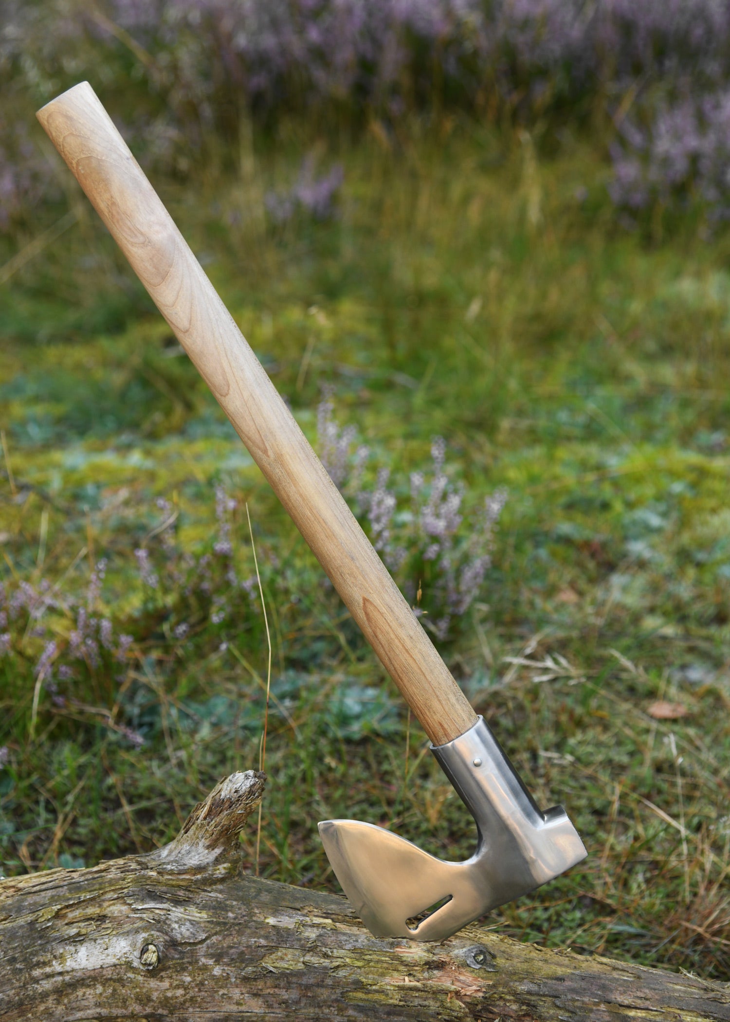 Imagen única de: Hacha De Los Arqueros, Windlass