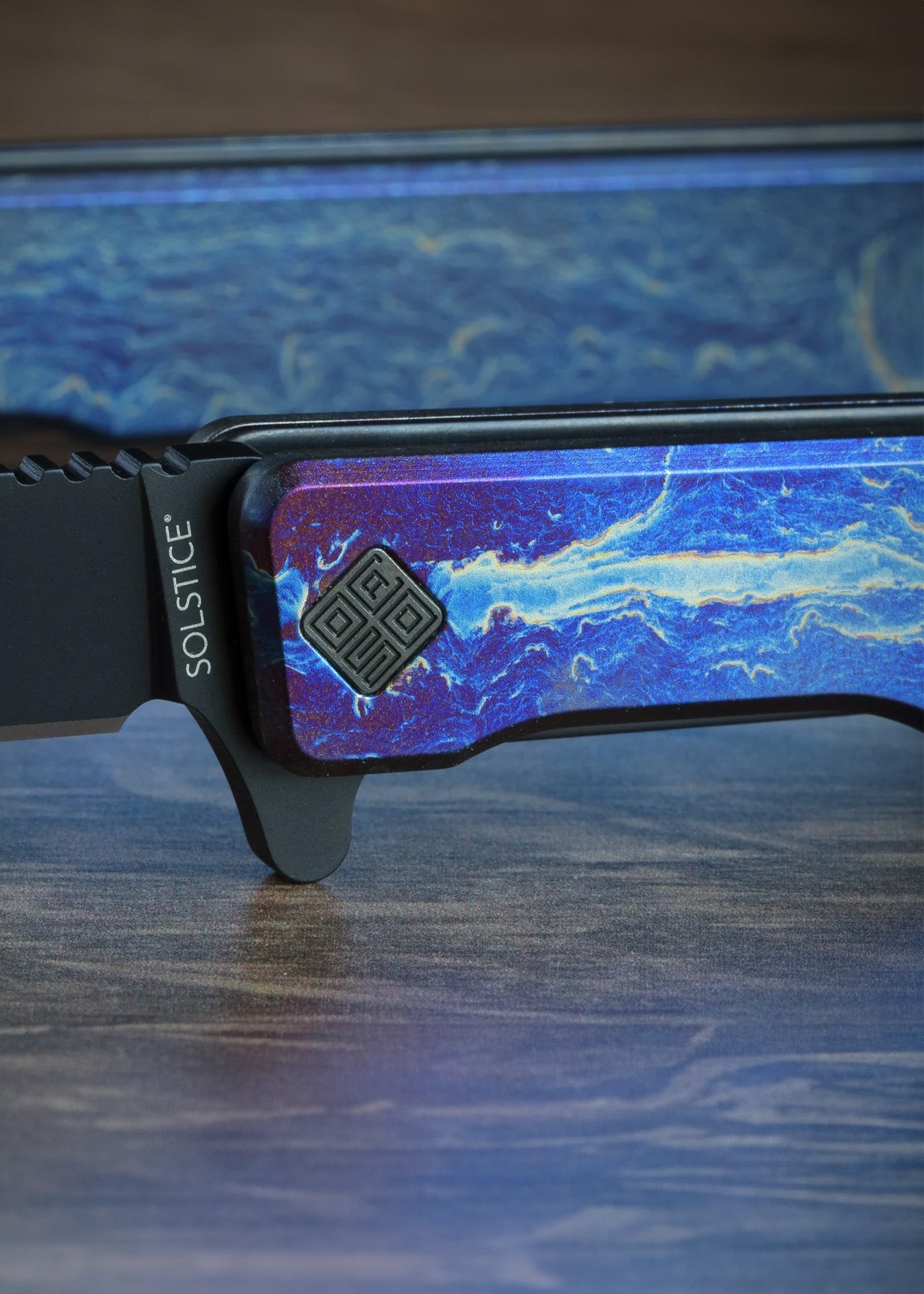 Imagen única de: Cuchillos Ocaso, Solstice Titanio Anodizado, Negro, Navaja De Bolsillo