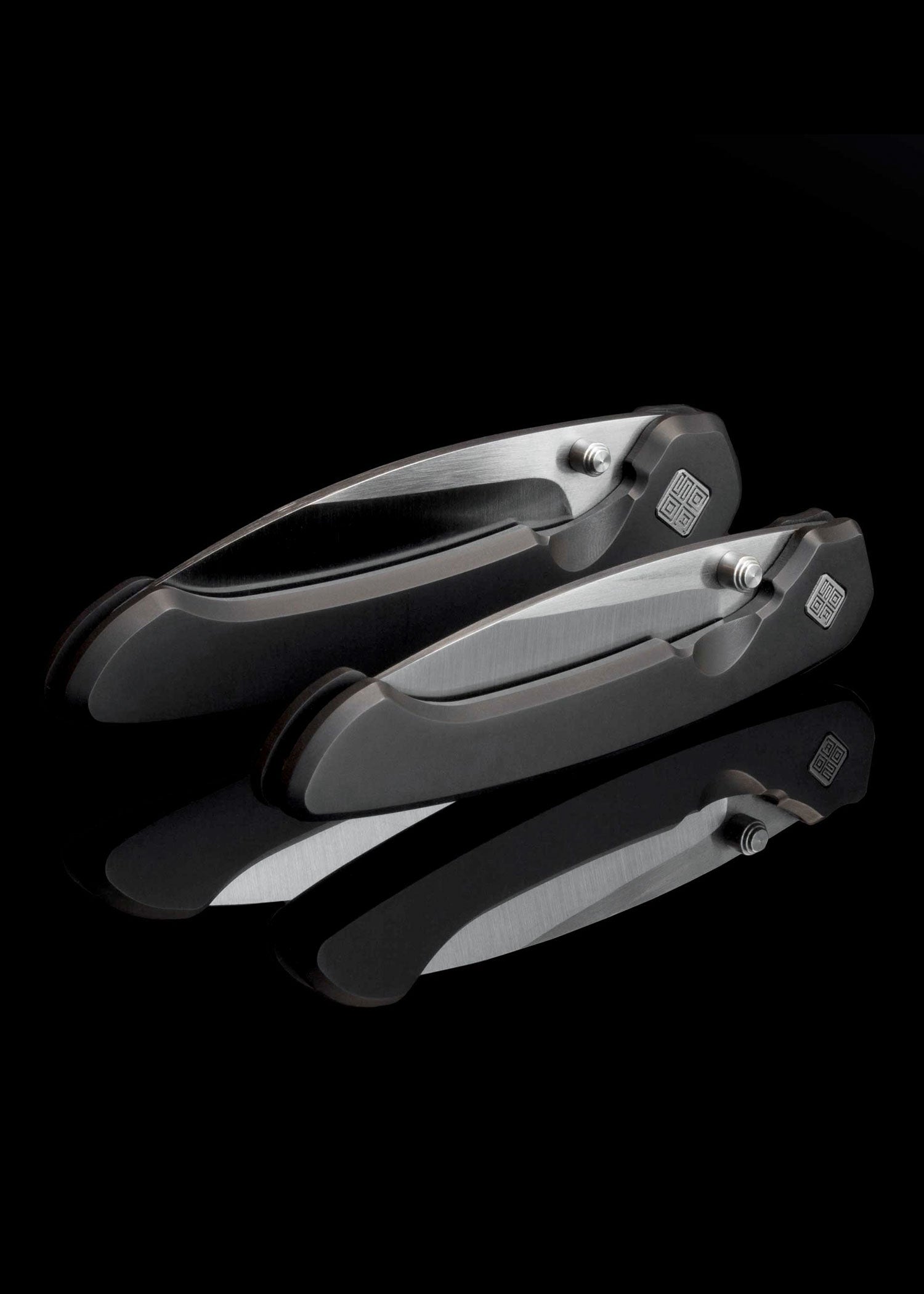 Imagen única de: Navaja Seaton Grande, Negra, Ocaso Knives