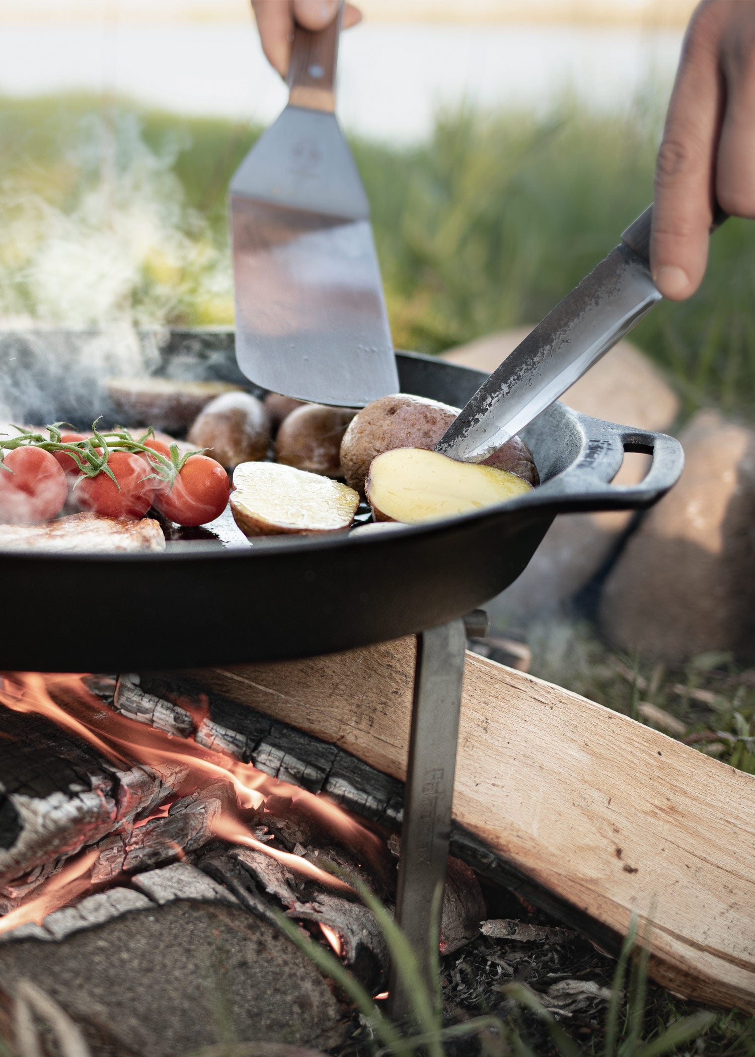 Imagen única de: Parrilla Flexible Petromax Y Espátula Con Mango Corto