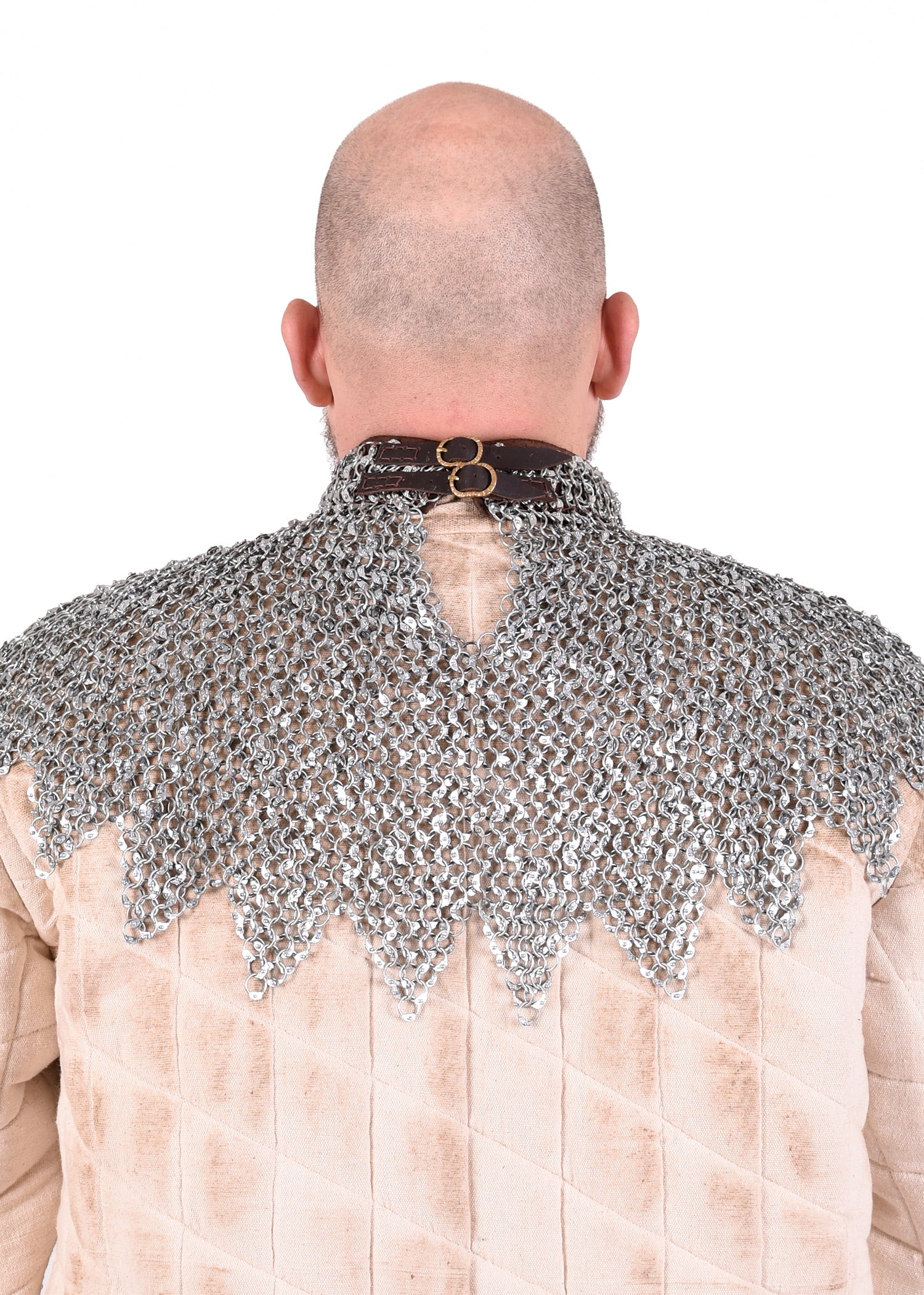 Imagen única de: Cuello Obispo Con Correas De Cuero Y Hebillas.