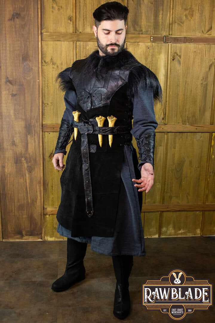 Imagen única de: Jubón De Cuero De Cuervo