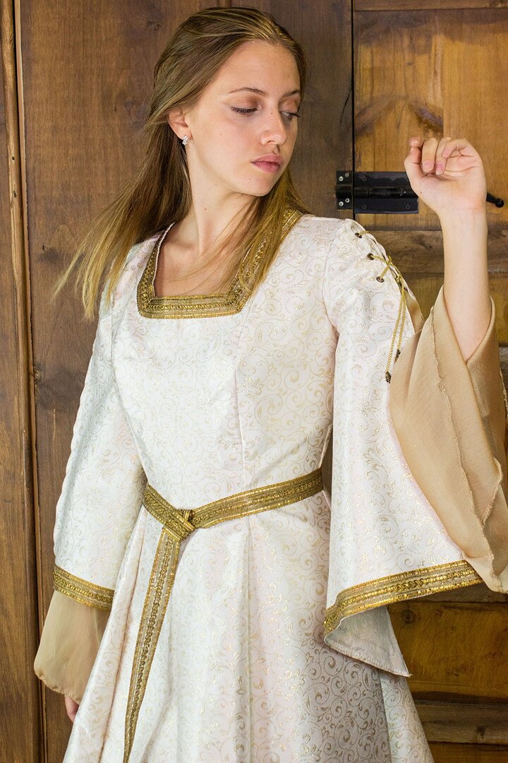 Imagen única de: Vestido Noble Aquitania