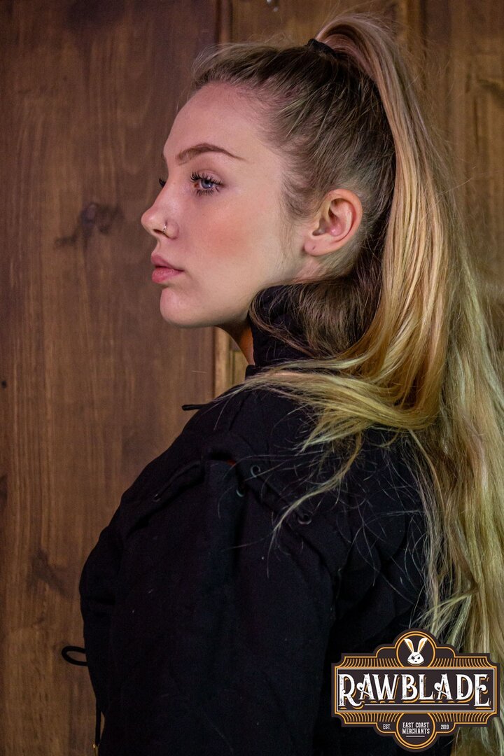 Imagen única de: Morgause Gambeson Completo