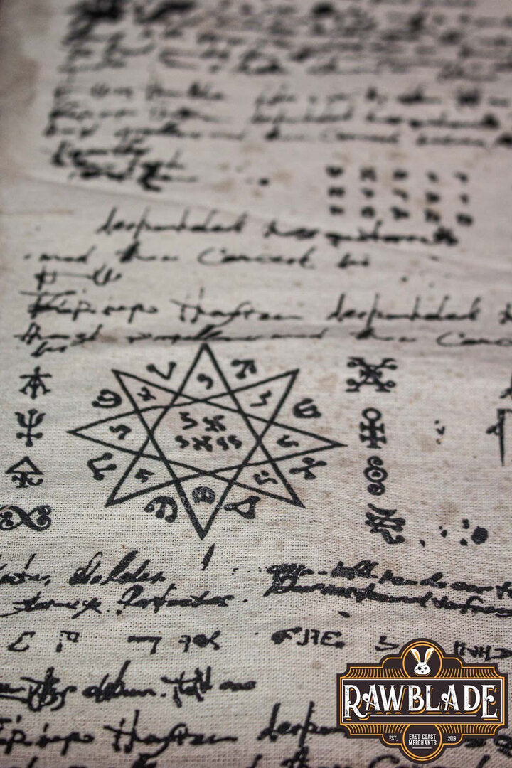 Imagen única de: Pergamino De Witcher Con Correa De Cuero