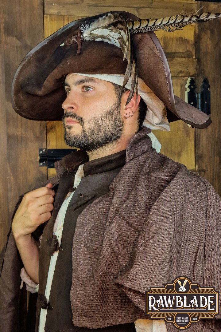 Imagen única de: Sombrero De Capitán Teague Con Plumas