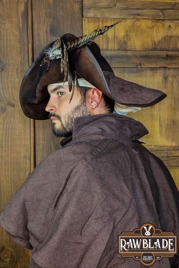 Imagen única de: Sombrero De Capitán Teague Con Plumas