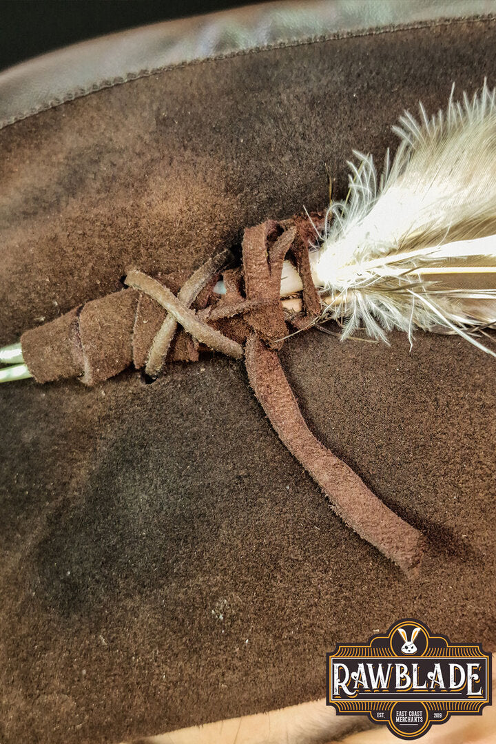 Imagen única de: Sombrero De Capitán Teague Con Plumas