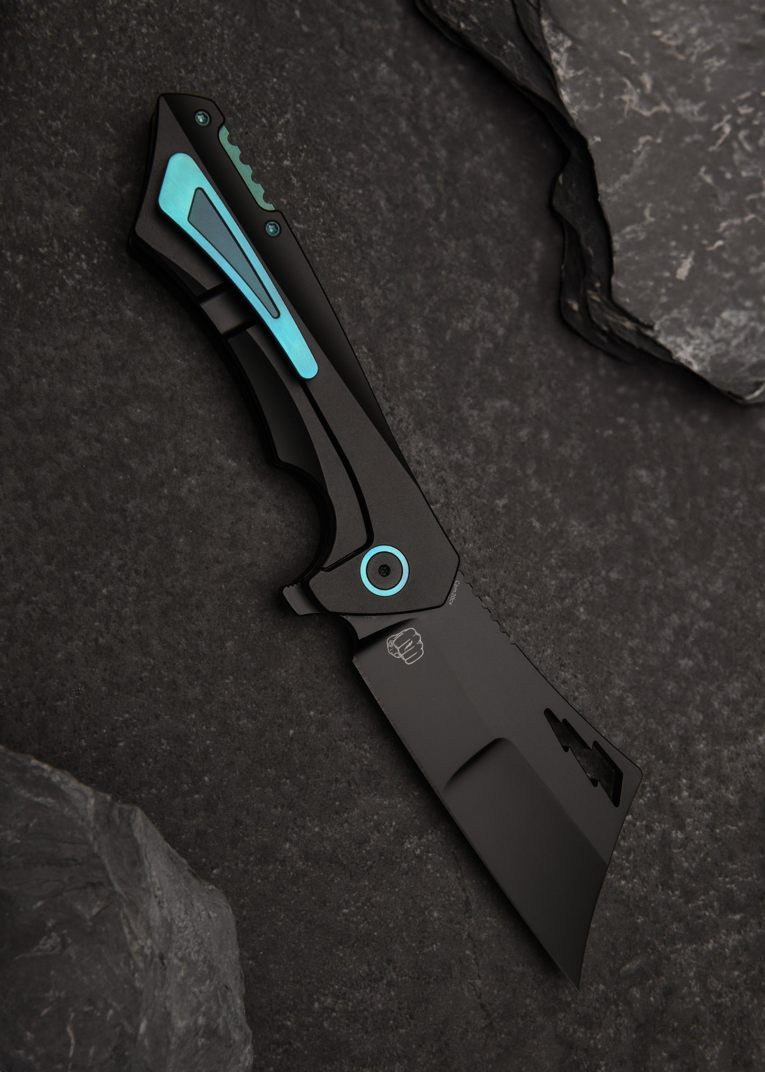 Imagen única de: Navaja Nemley Cleaver, Exclusiva, Pvd Negro, Ano Azul