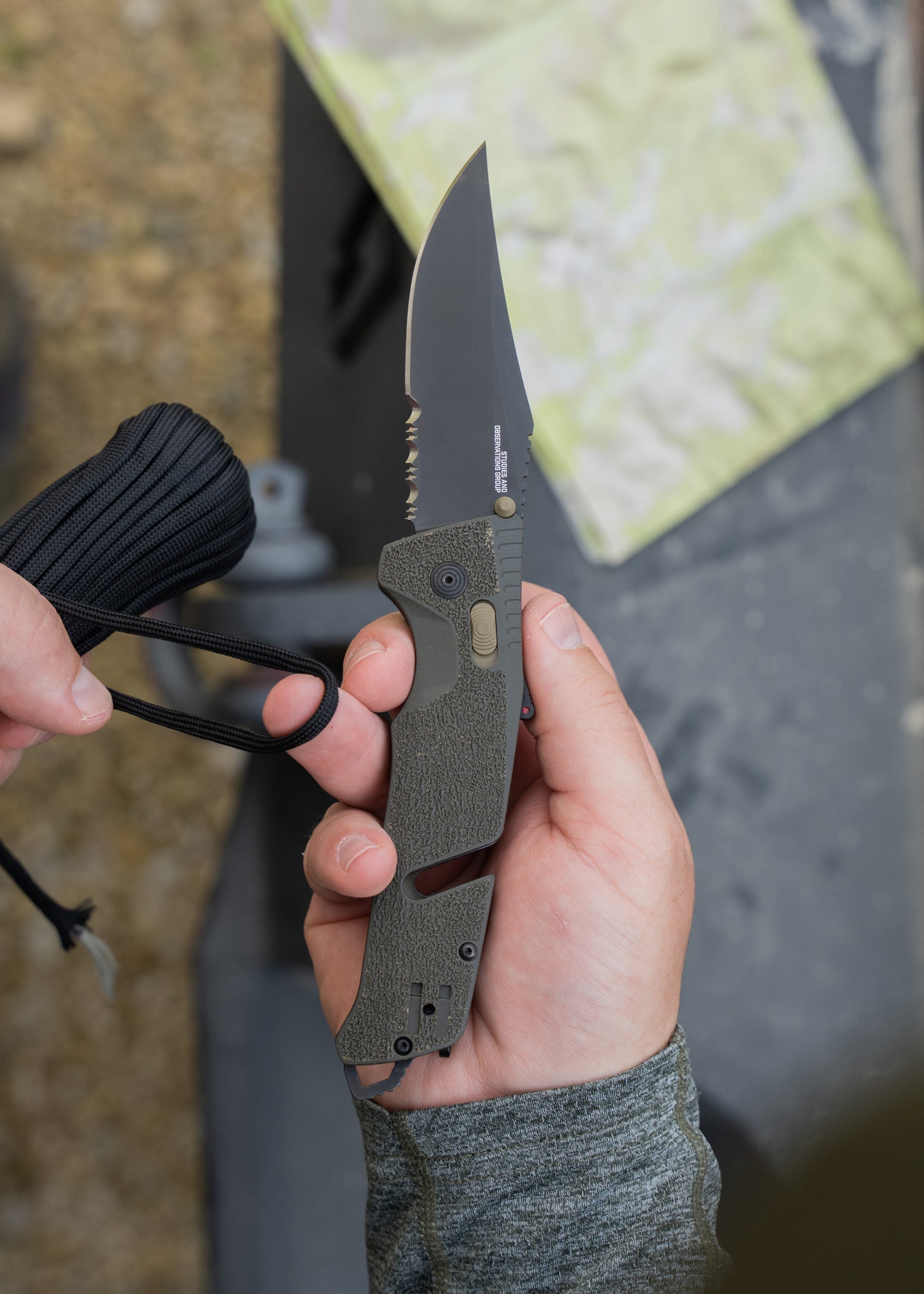 Imagen única de: Sog Trident At - Olive Drab Parcialmente Dentado, Navaja De Bolsillo