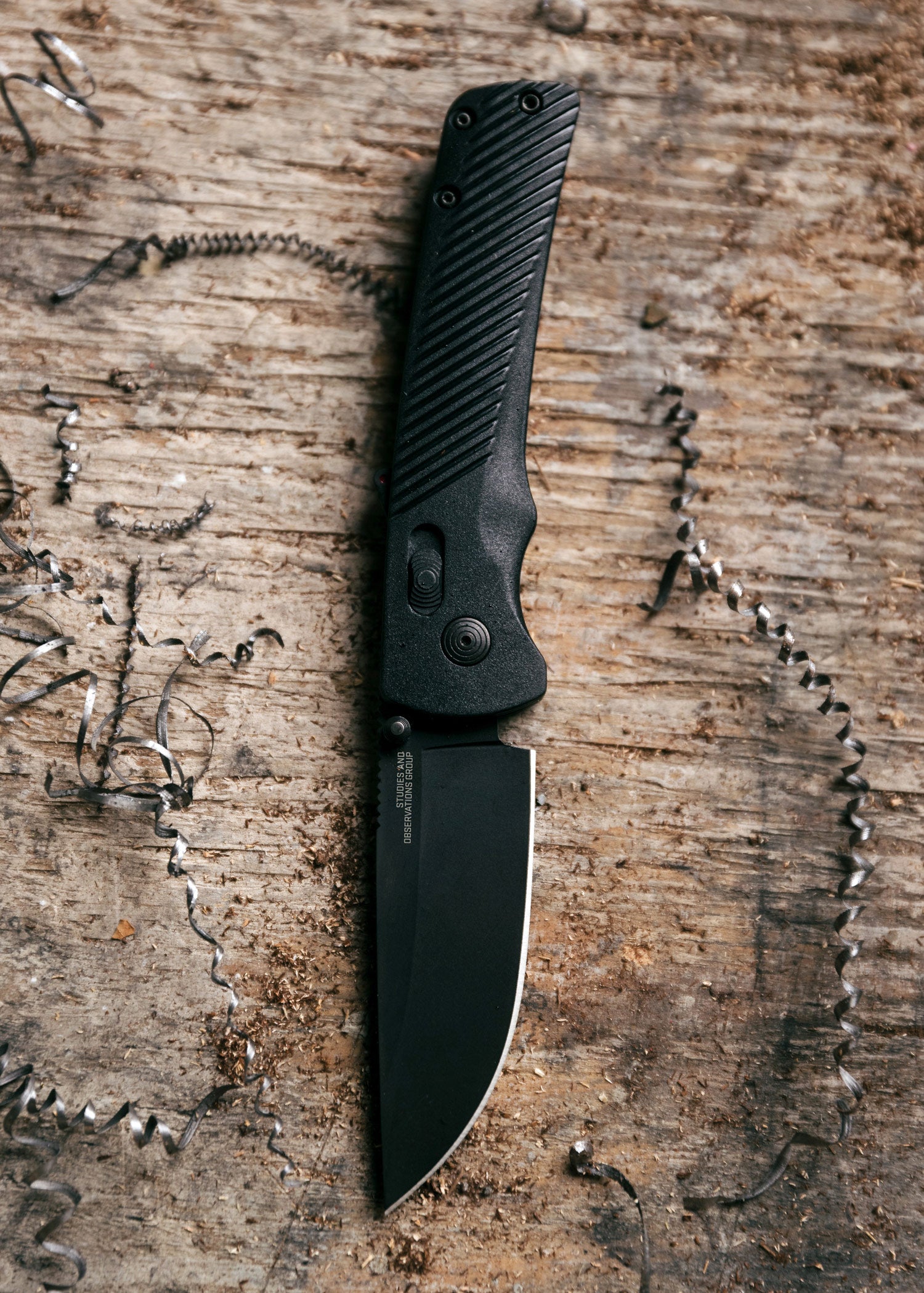 Imagen única de: Navaja Flash At - Blackout, Sog