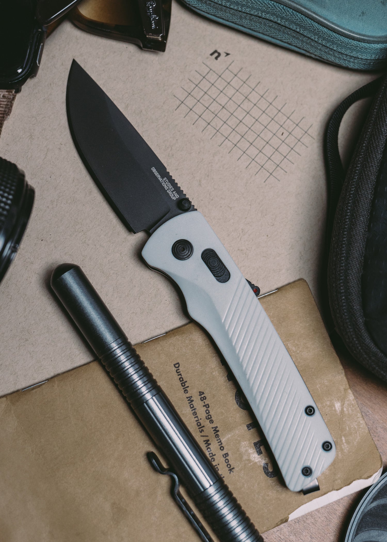 Imagen única de: Sog Flash At - Concrete, Cool Grey, Navaja De Bolsillo