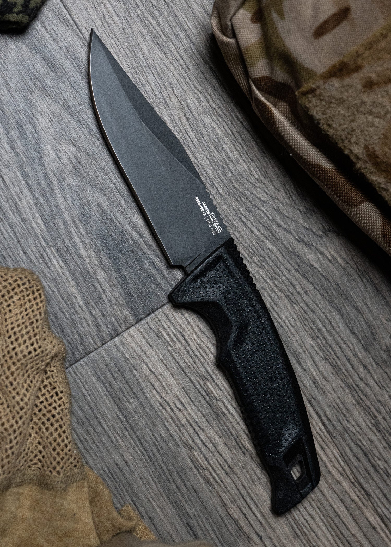 Imagen única de: Navaja Fija Recondo Fx, Negra, Hoja Lisa, Sog