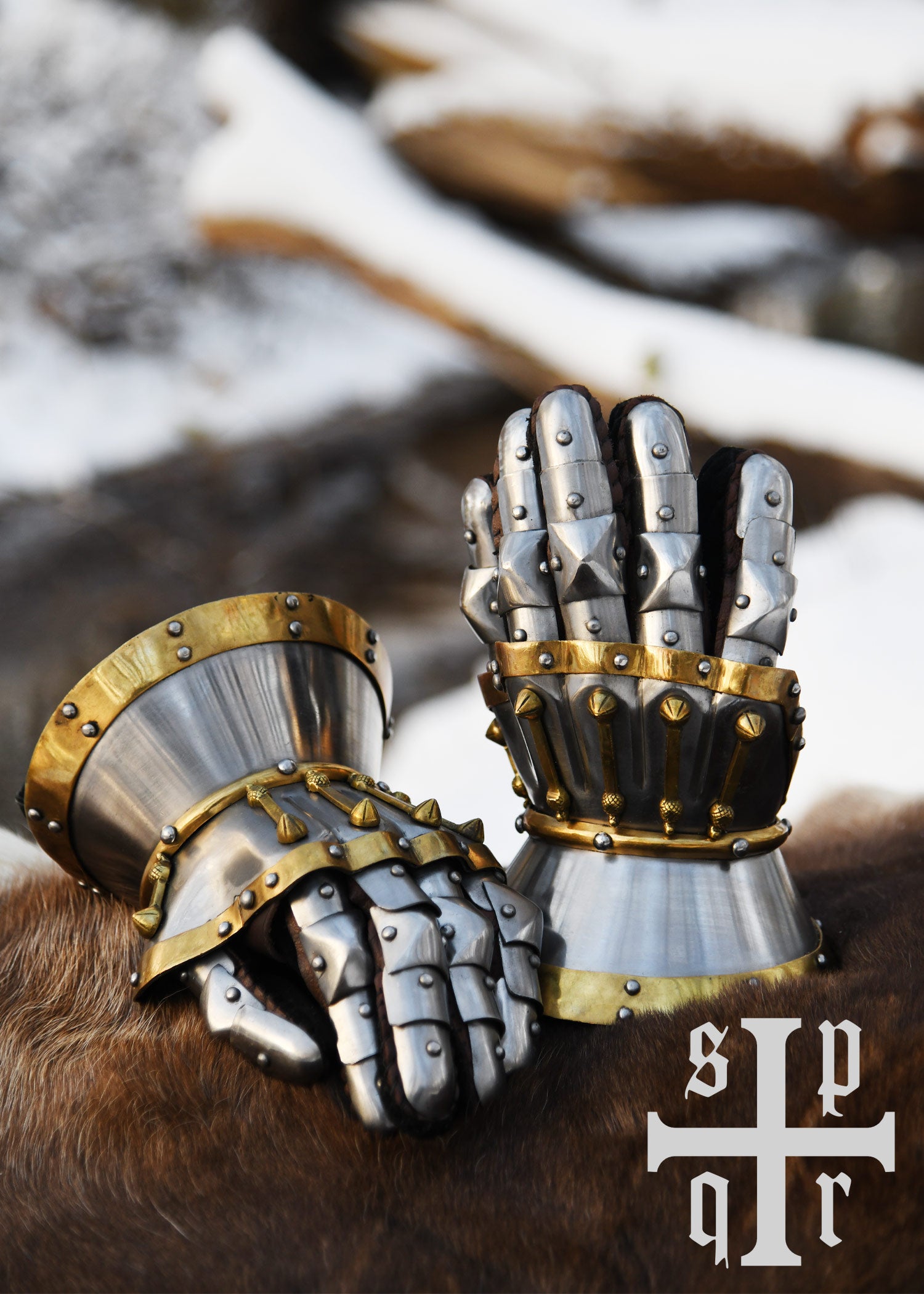 Imagen única de: Guantes De Reloj De Arena, Milán Ca. 1370, Acero Aproximadamente 1,6 Mm.
