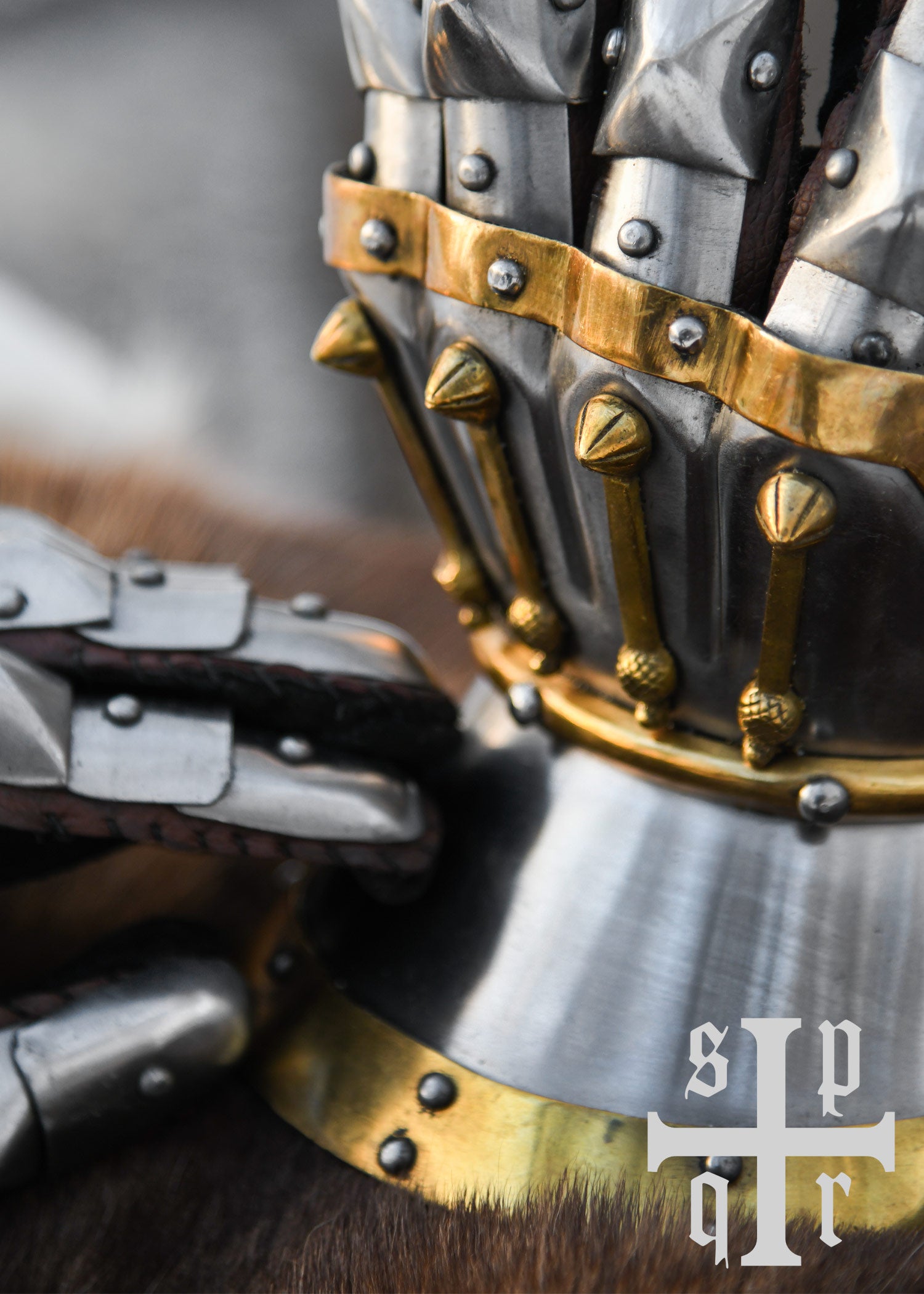Imagen única de: Guantes De Reloj De Arena, Milán Ca. 1370, Acero Aproximadamente 1,6 Mm.