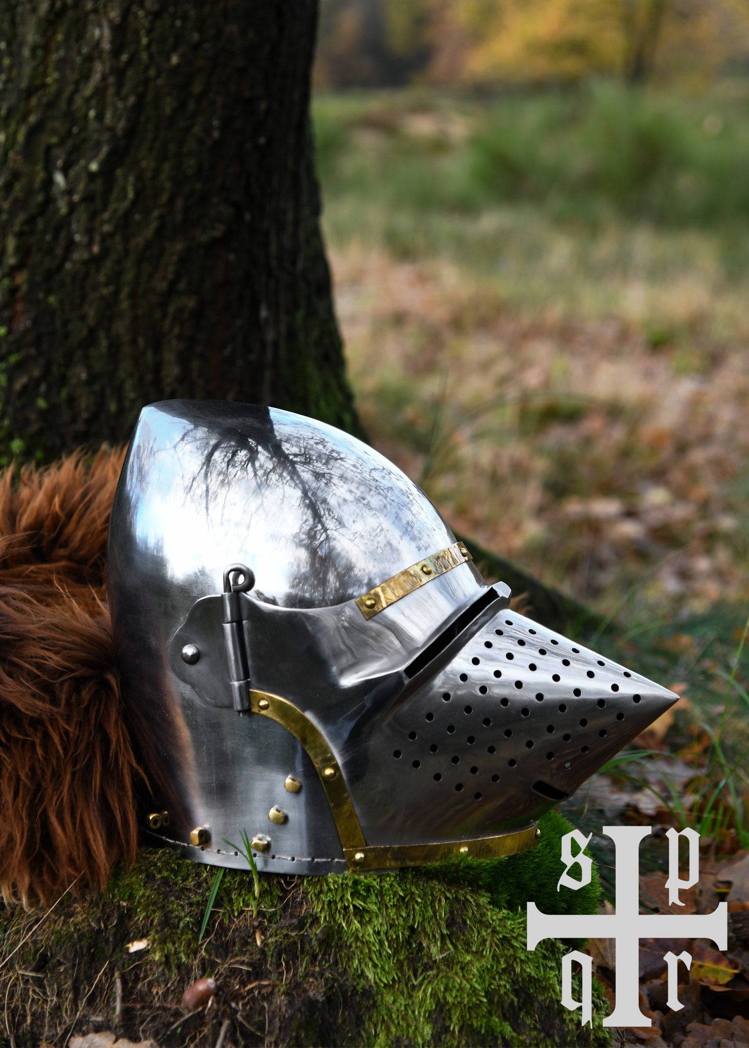 Imagen única de: Hundsgugel, Casco Medieval, Aprox. 1370, Acero De 1,6 Mm