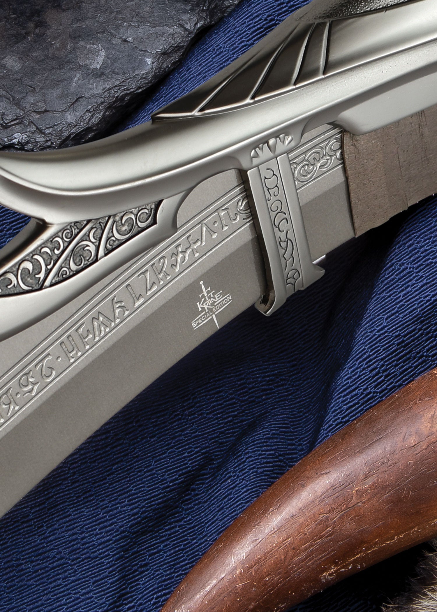 Imagen única de: Kit Rae - Mithrodin, Espada De Fantasía Dark Edition