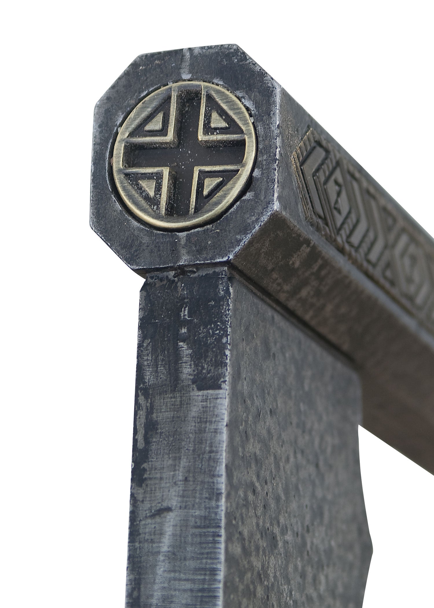 Imagen única de: El Señor De Los Anillos - Hacha Barbuda De Gimli