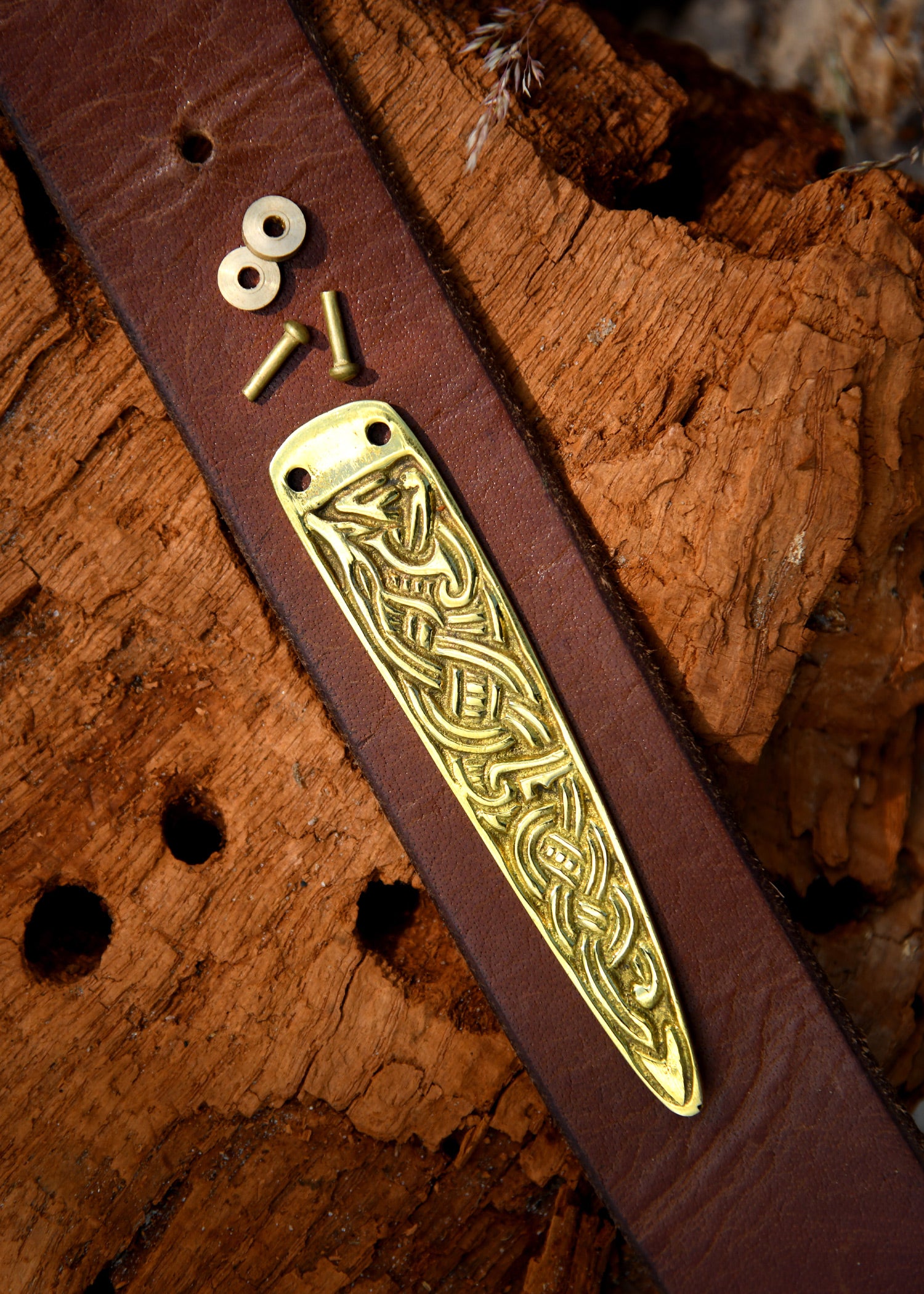 Imagen única de: Herraje Para Cinturón Vikingo, Latón