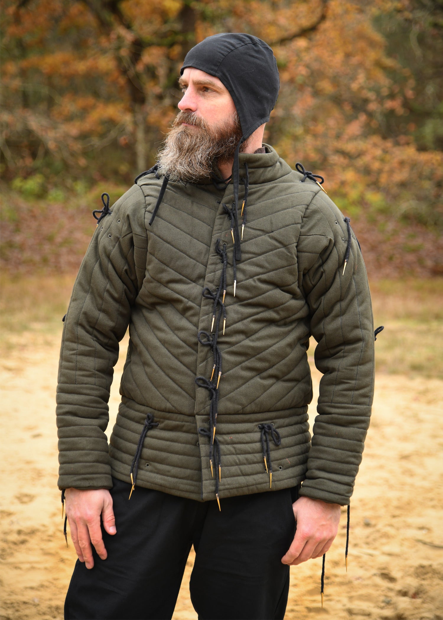 Imagen única de: Chaqueta Armadura Con Nidos, Verde Oliva Oscuro - Negro