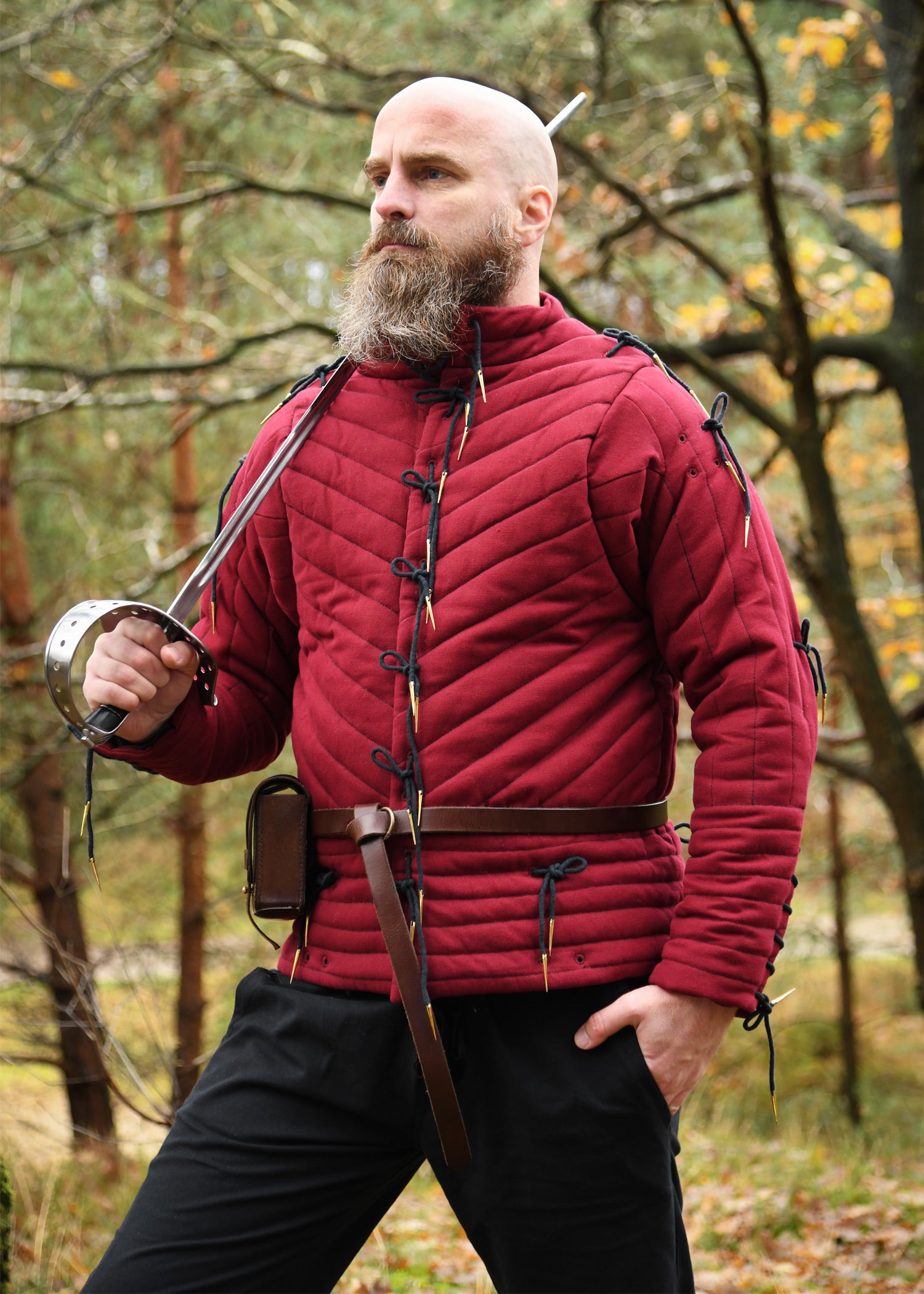 Imagen única de: Chaqueta Armadura Con Nidos, Rojo Vino - Negro