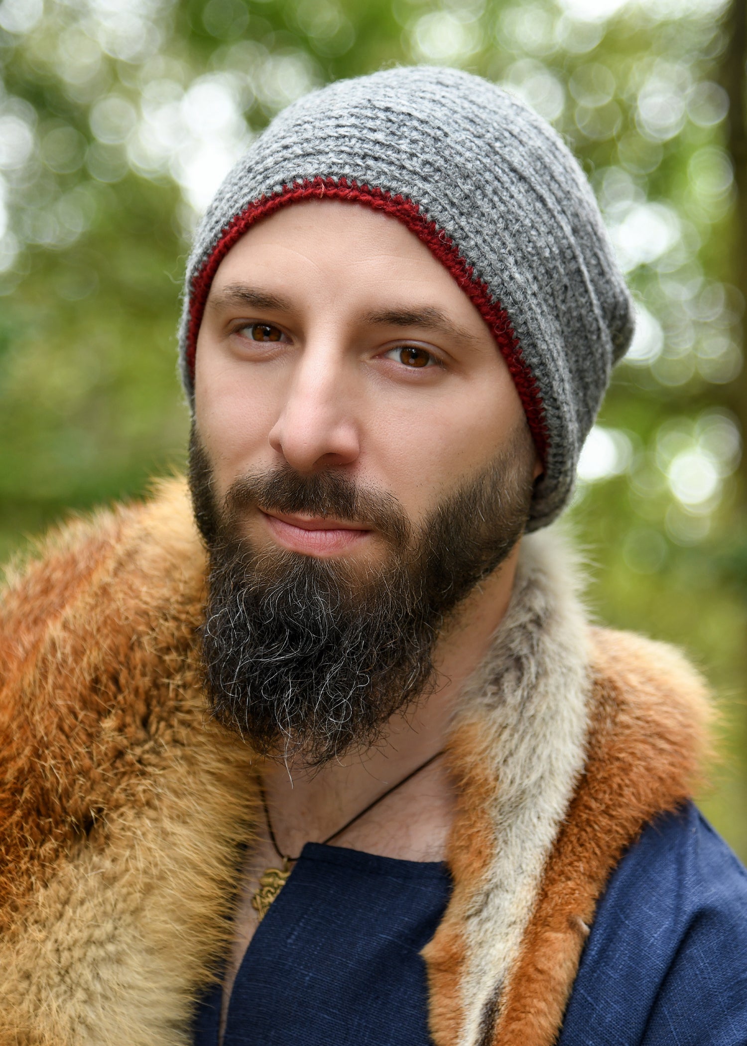 Imagen única de: Gorro De Lana Tejido A Ganchillo, Gris Burdeos