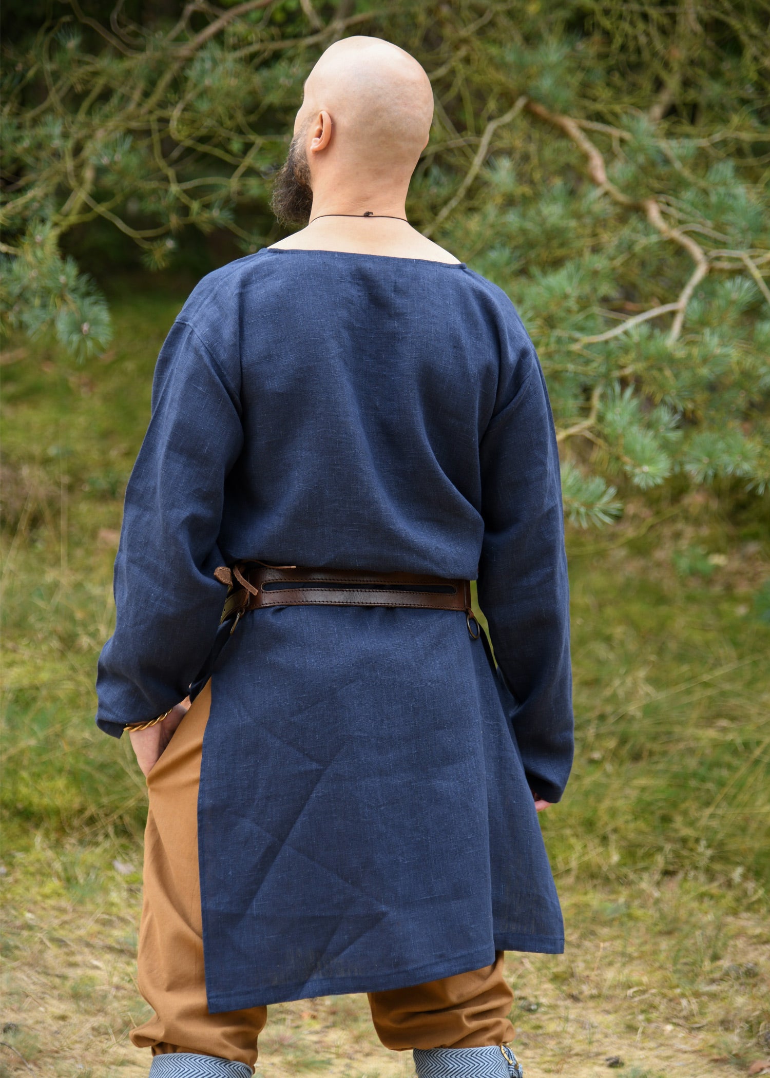 Imagen única de: Túnica Medieval De Lino, Azul Oscuro