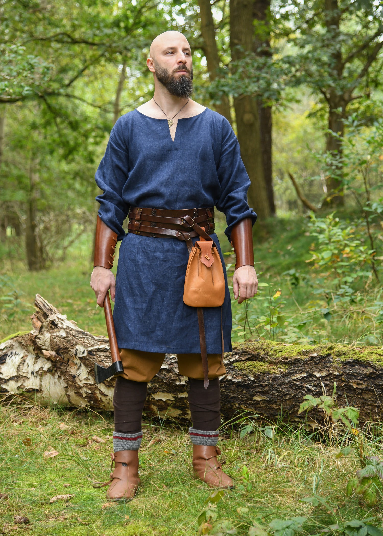 Imagen única de: Túnica Medieval De Lino, Azul Oscuro