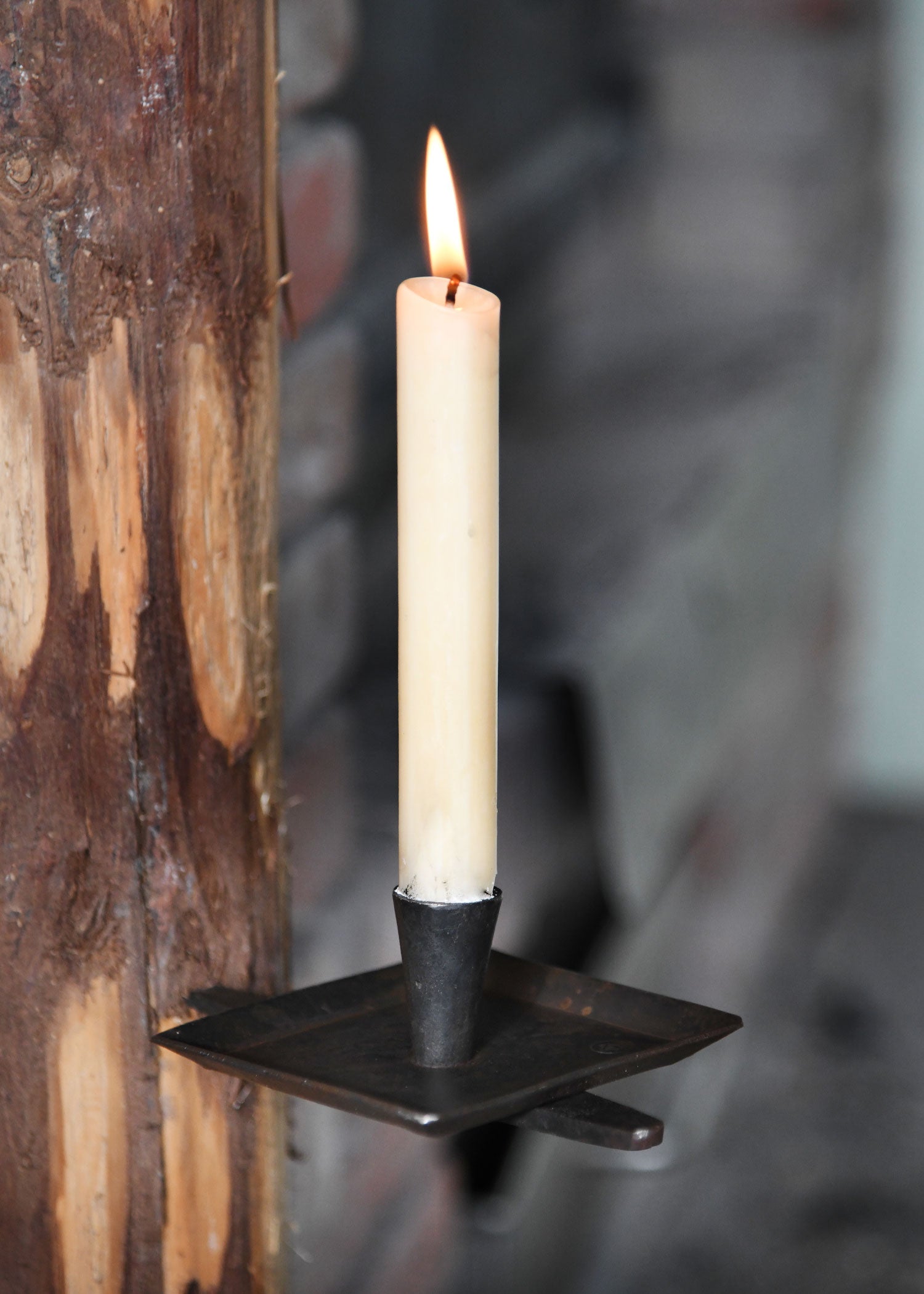 Imagen única de: Aplique De Pared I, Forjado A Mano.