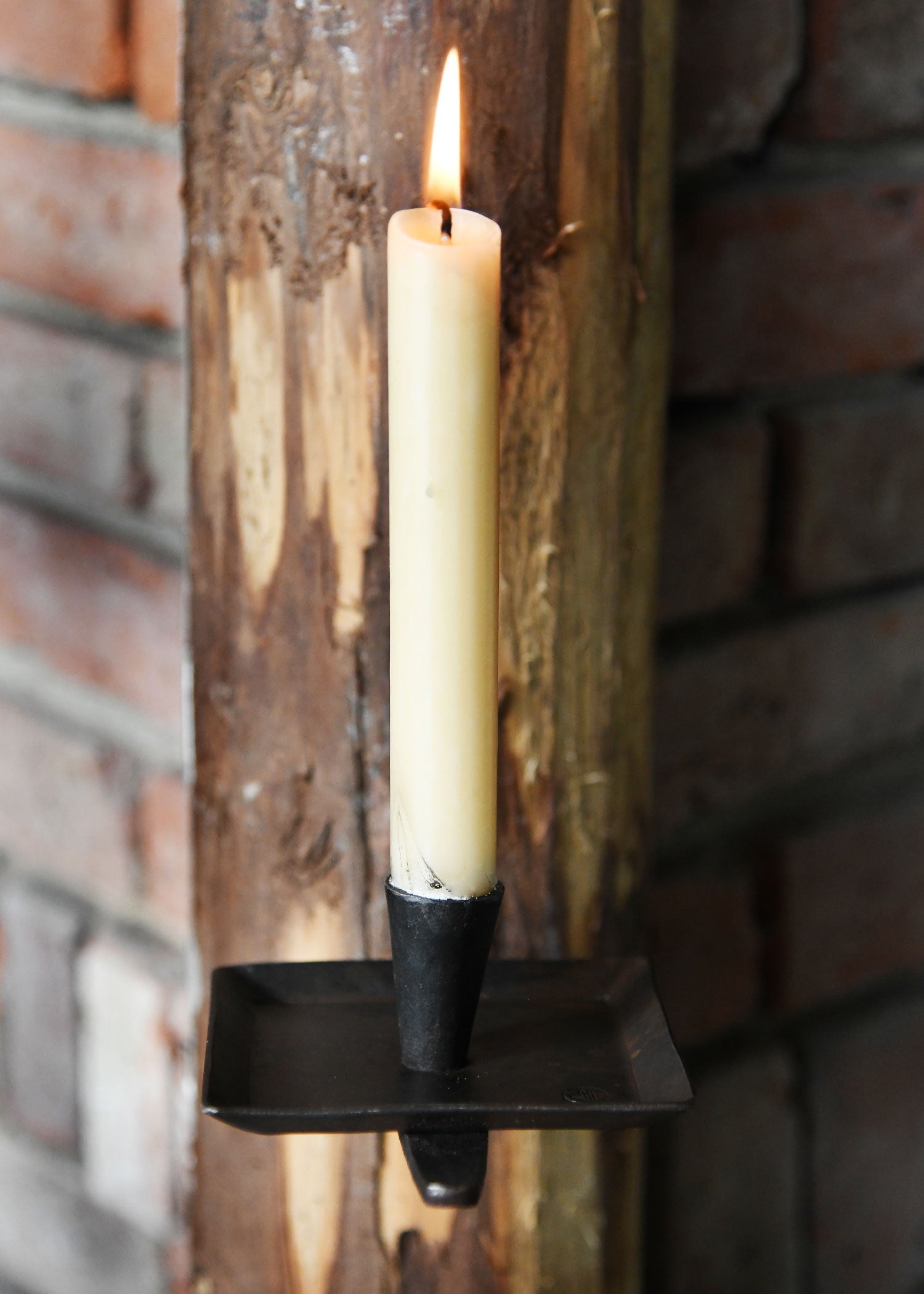 Imagen única de: Aplique De Pared I, Forjado A Mano.