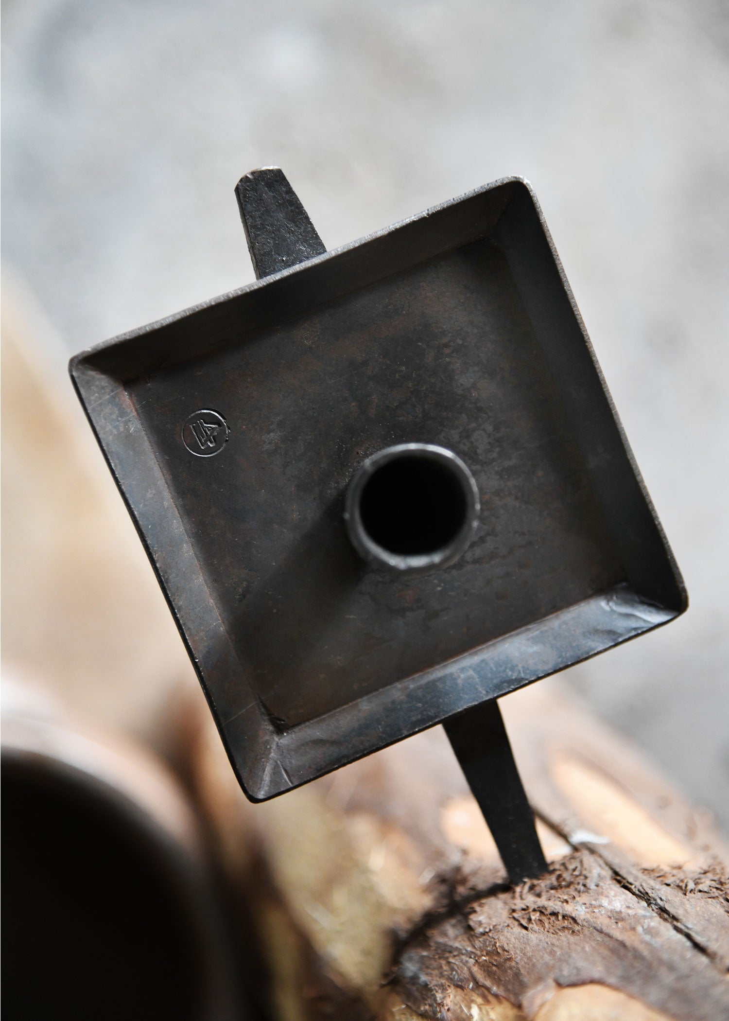 Imagen única de: Aplique De Pared I, Forjado A Mano.