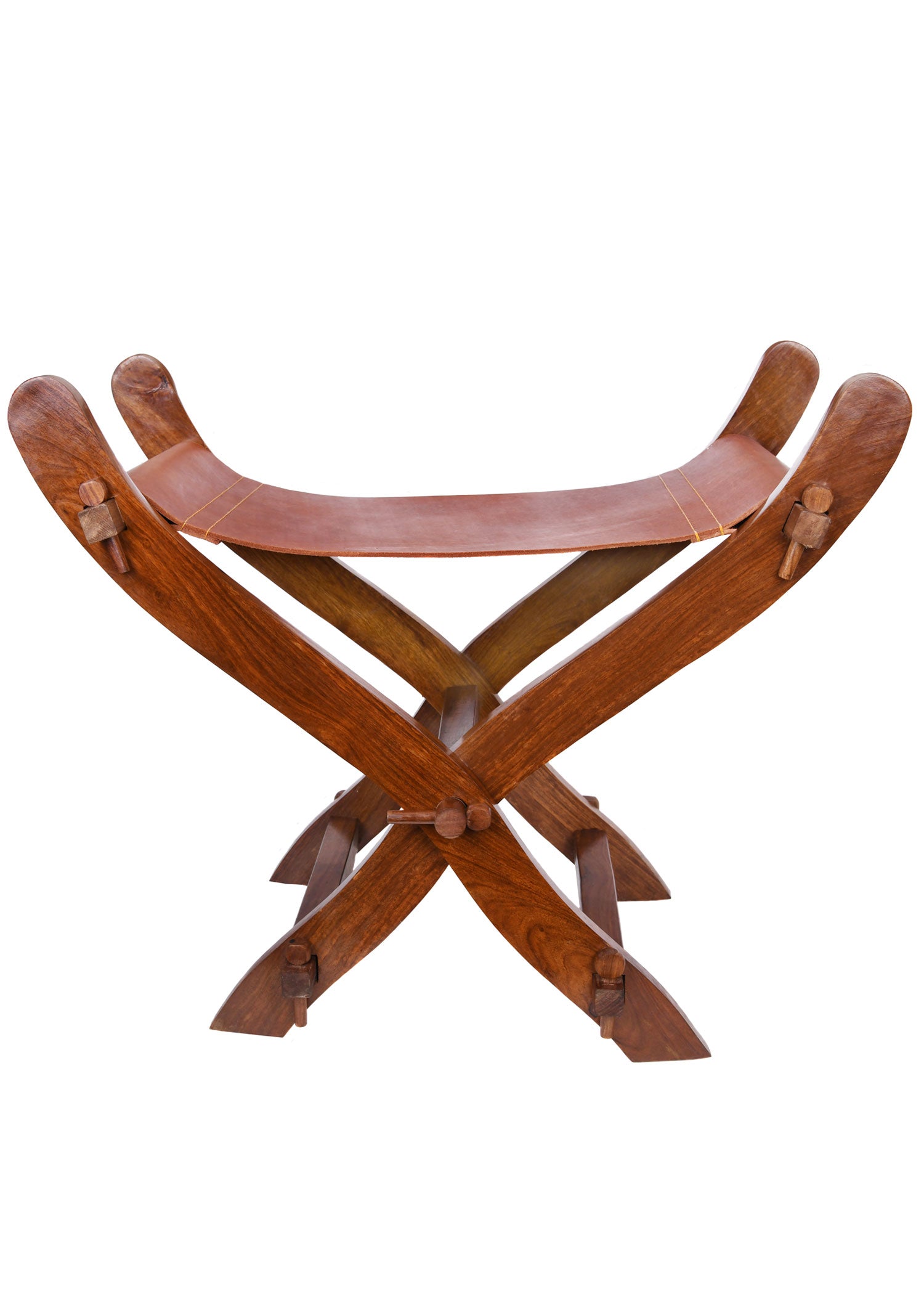 Imagen única de: Silla Medieval De Tijera Con Asiento De Cuero.