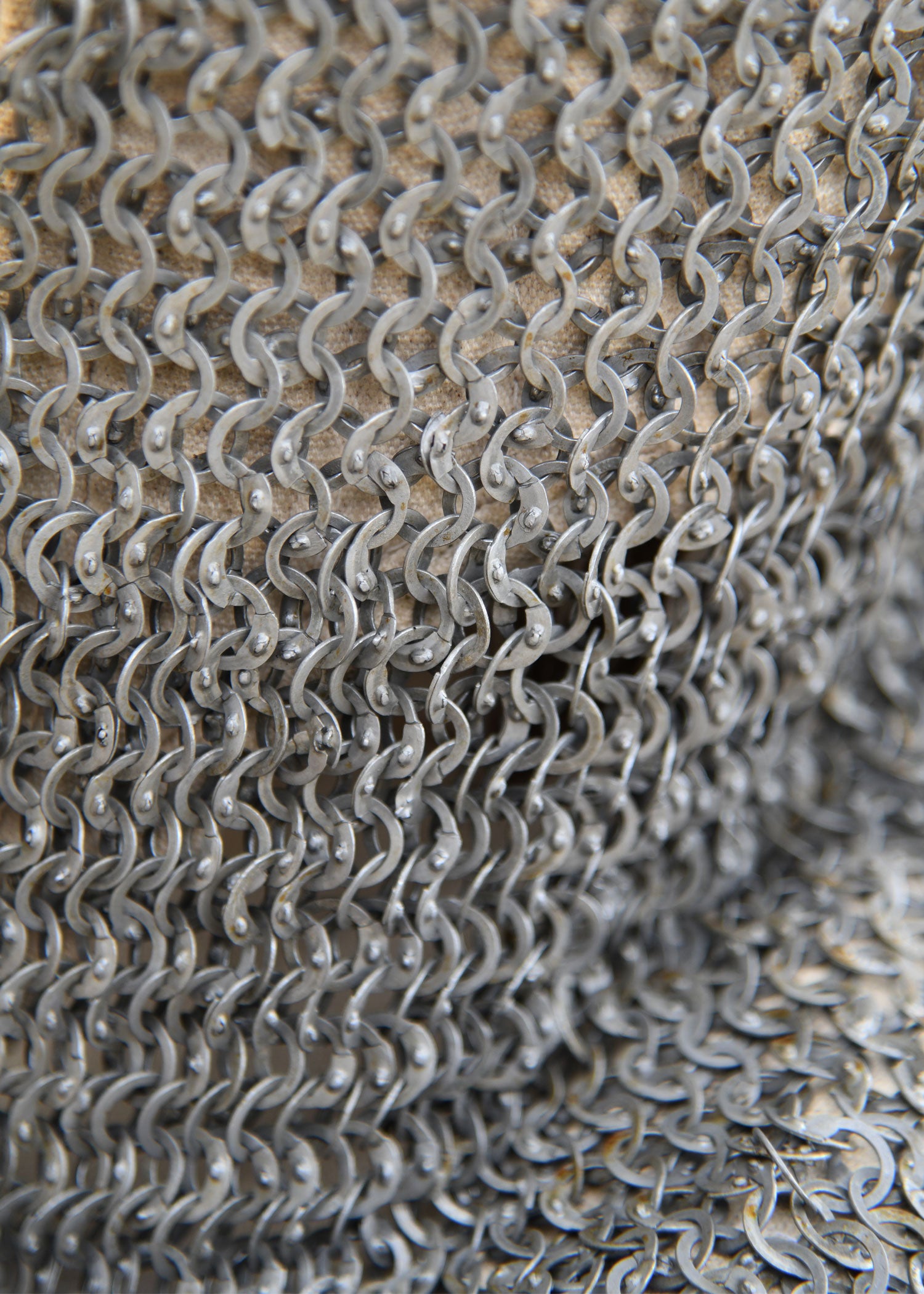 Imagen única de: Cubrecadena, Anillo Plano Con Remaches Tipo Cuña, Di 8 Mm, Sin Tratar