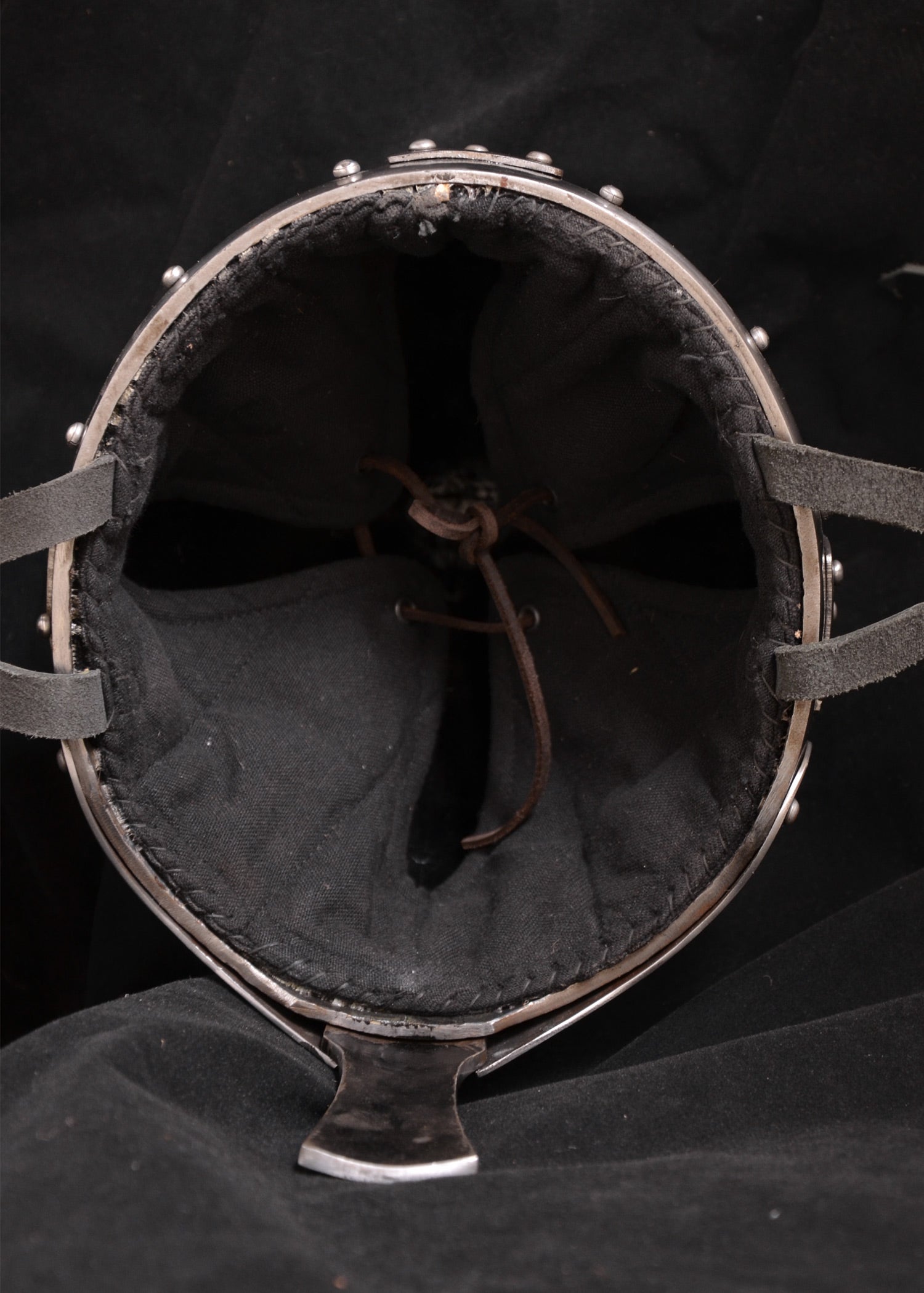 Imagen única de: Forro Acolchado Para Casco Hecho De Tela.