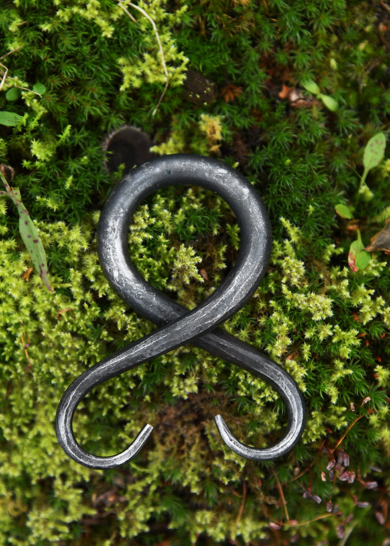 Imagen única de: Gran Cruz Troll De Acero