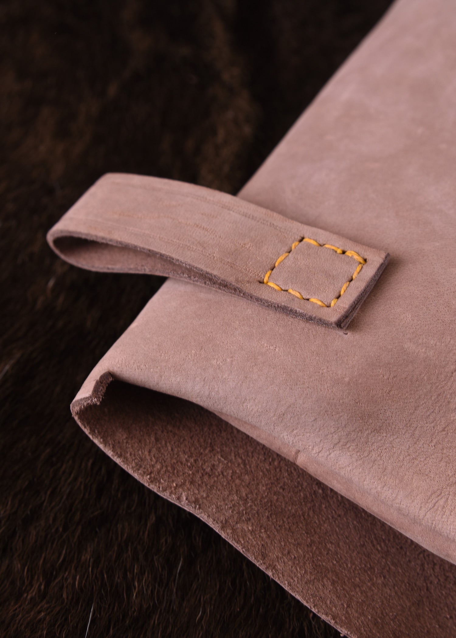 Imagen única de: Riñonera De Piel, Media Caña