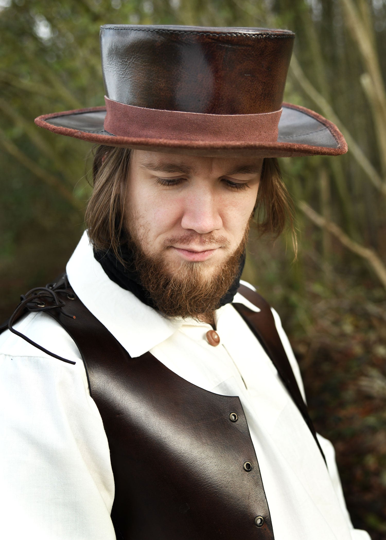 Imagen única de: Sombrero Medieval De Cuero Con Ala Ancha, Marrón