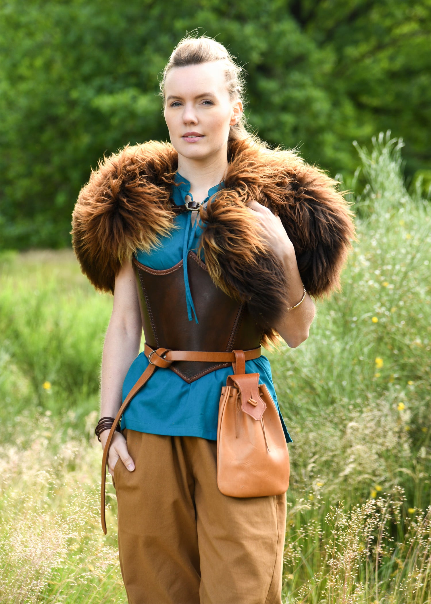 Imagen única de: Corsé Bajo El Pecho De Cuero, Marrón