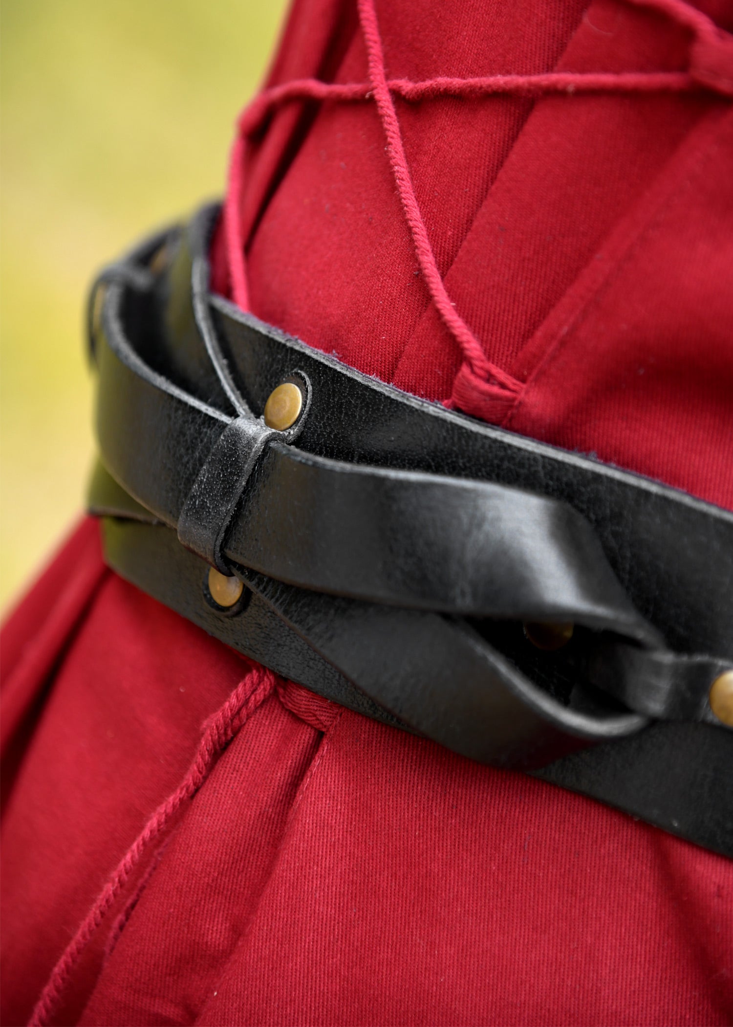 Imagen única de: Cinturón Medieval Anudado De Cuero, Negro