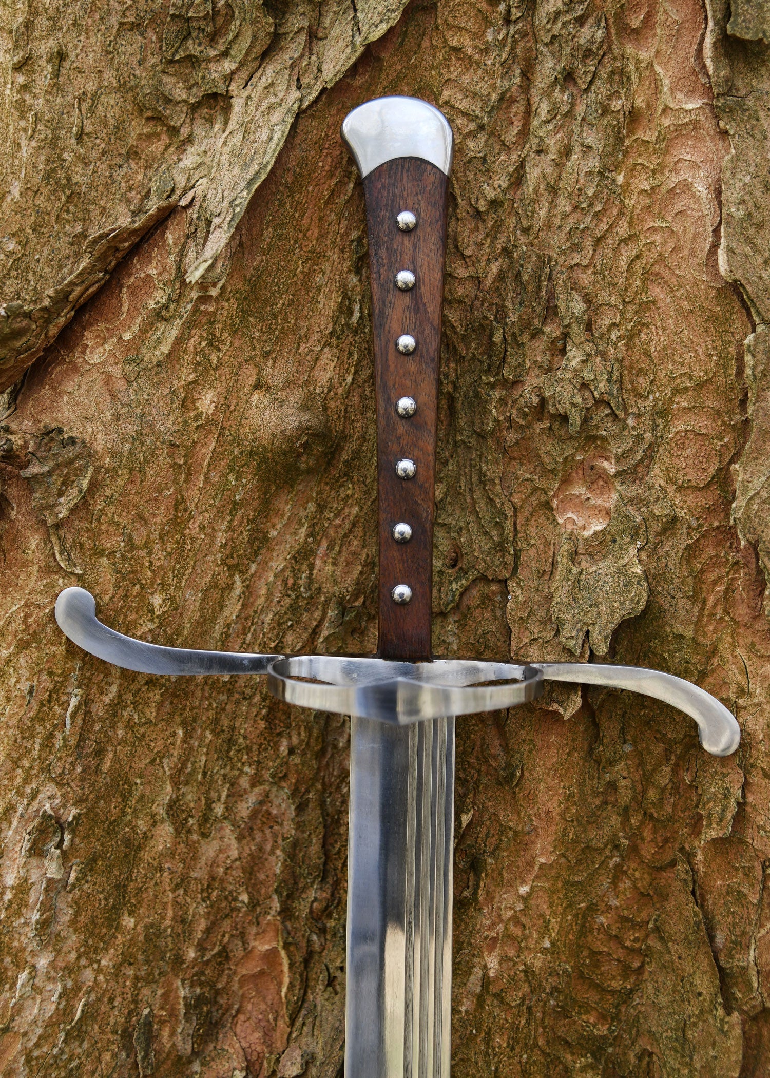 Cuchillo Largo Con Funda De Cuero, Hacia 1510 4