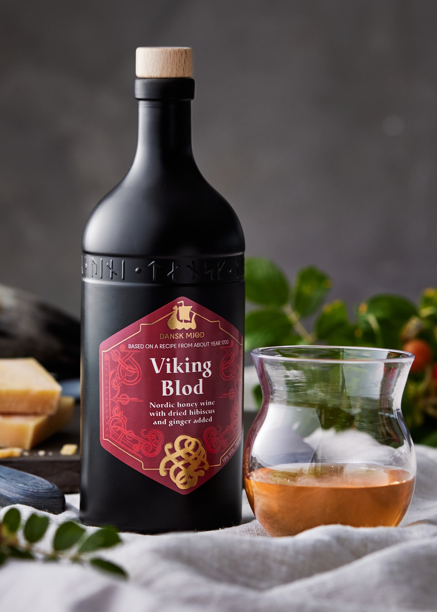 Imagen única de: Viking Blod - Hidromiel, 19% Vol., Botella De 0,75 L - Dansk Mjød