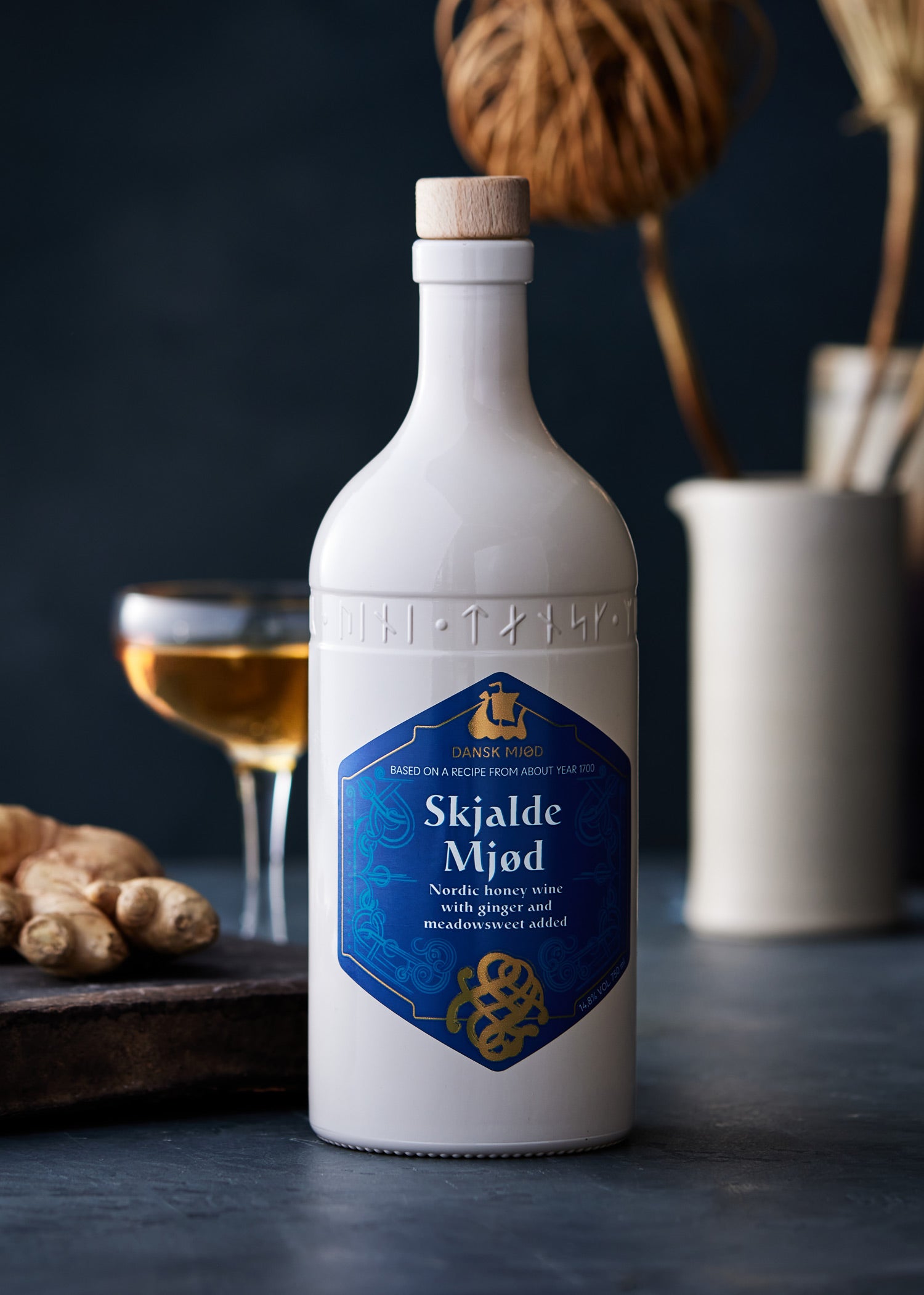 Imagen única de: Skjalde Mjød - Skaldenmet, 14,8% Vol., Botella De 0,75 L - Dansk Mjød