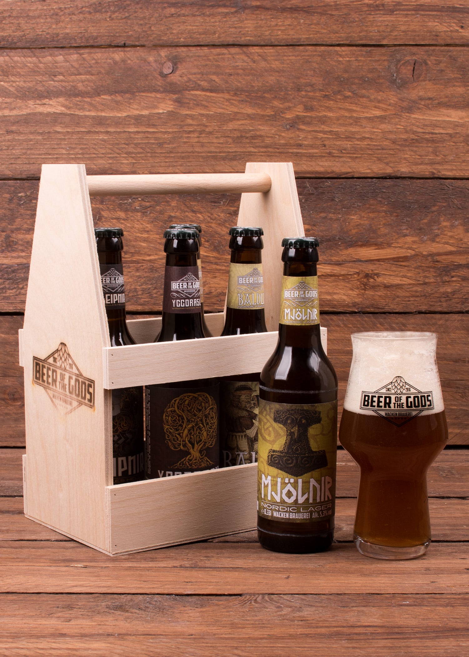 Imagen única de: Un Puñado De Dioses: 5 Tipos De Cerveza Artesanal Wackener Junto Con Un Vaso